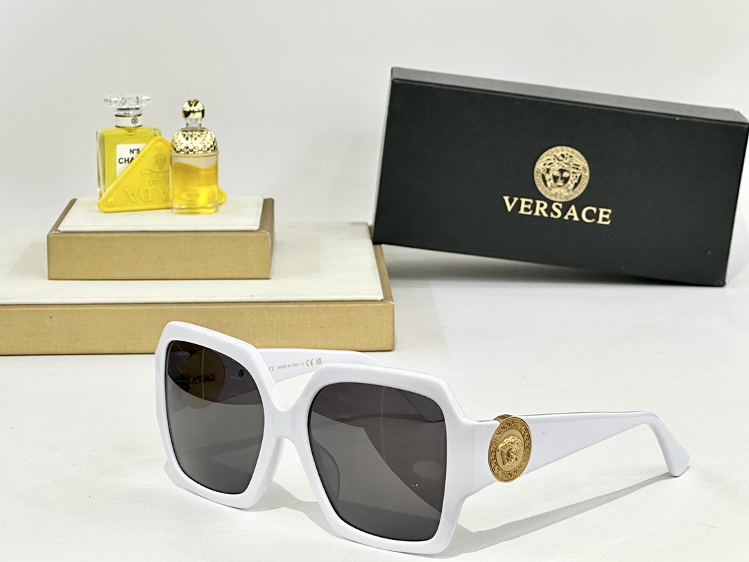  VERSACE
MOD：4453
Size：55口17 145
