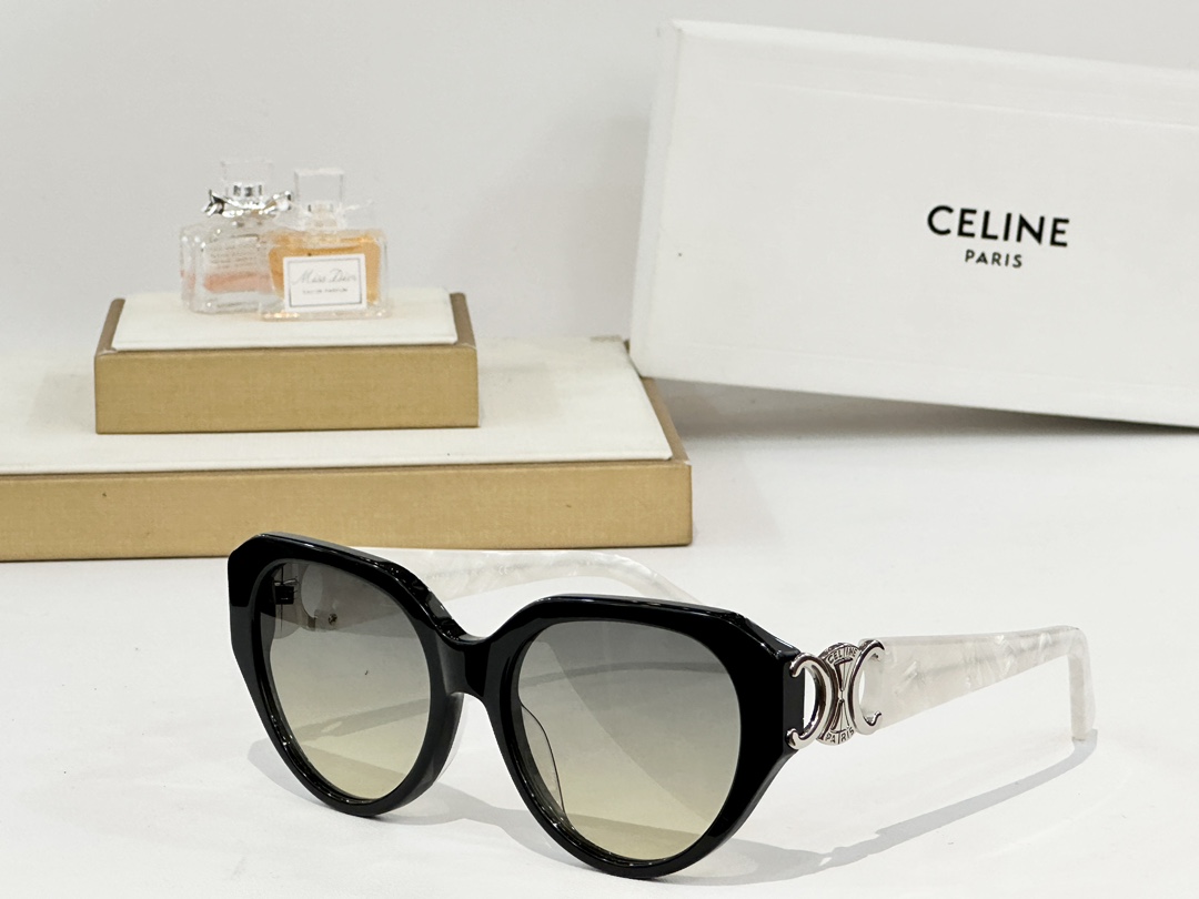  CELINE
MOD：CL40523
Size：53口19 140
