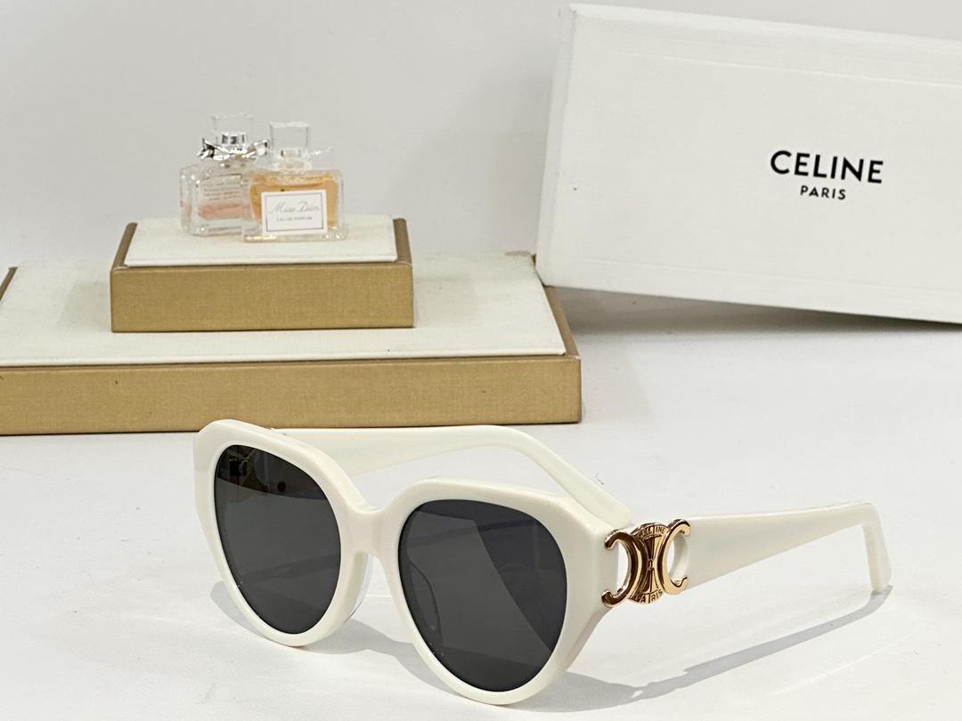 CELINE
MOD：CL40523
Size：53口19 140

