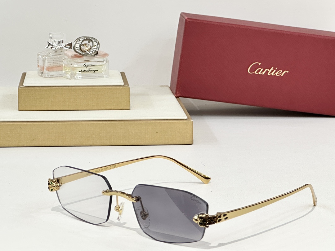 Cartie*
MODEL：CT0474S
SIZE58口18-140
变色： 
不变色： 