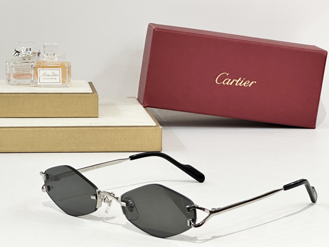  Cartier
MOD：CT
Size48口20-145

