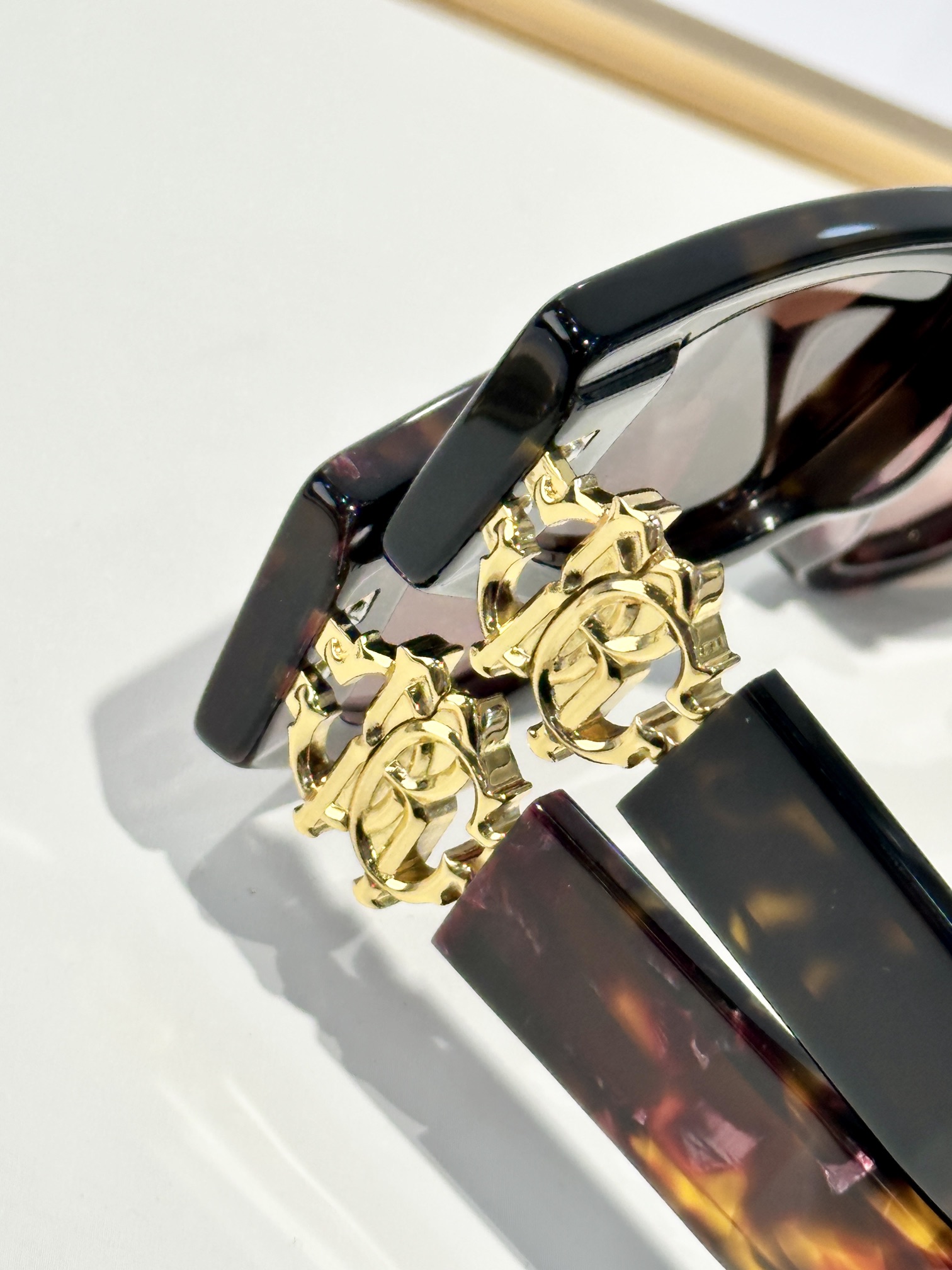  Roberto Cavalie*
MODEL：SPC057M
SIZE：51口20-135
