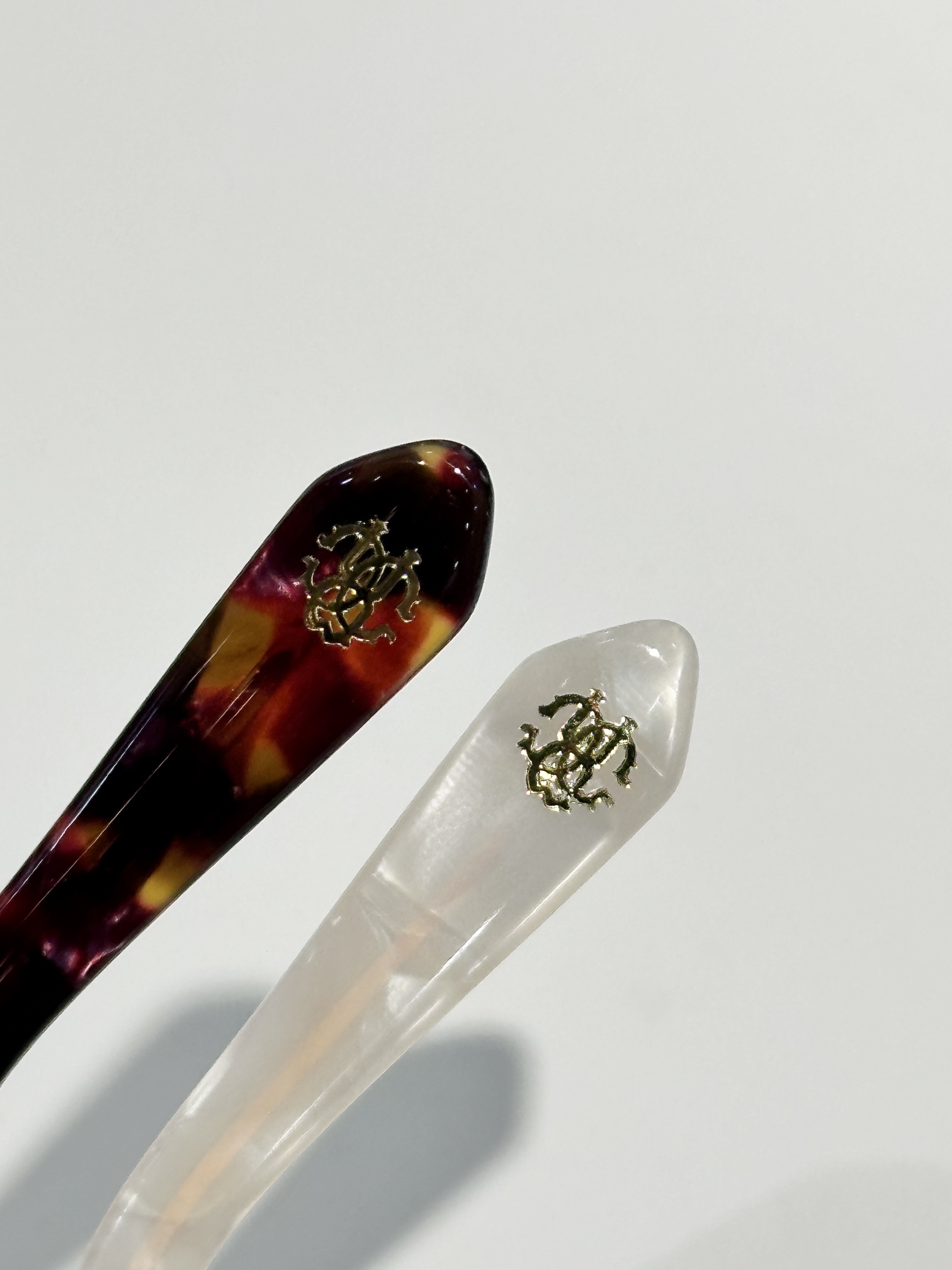  Roberto Cavalie*
MODEL：SPC056M
SIZE：54口15-135
