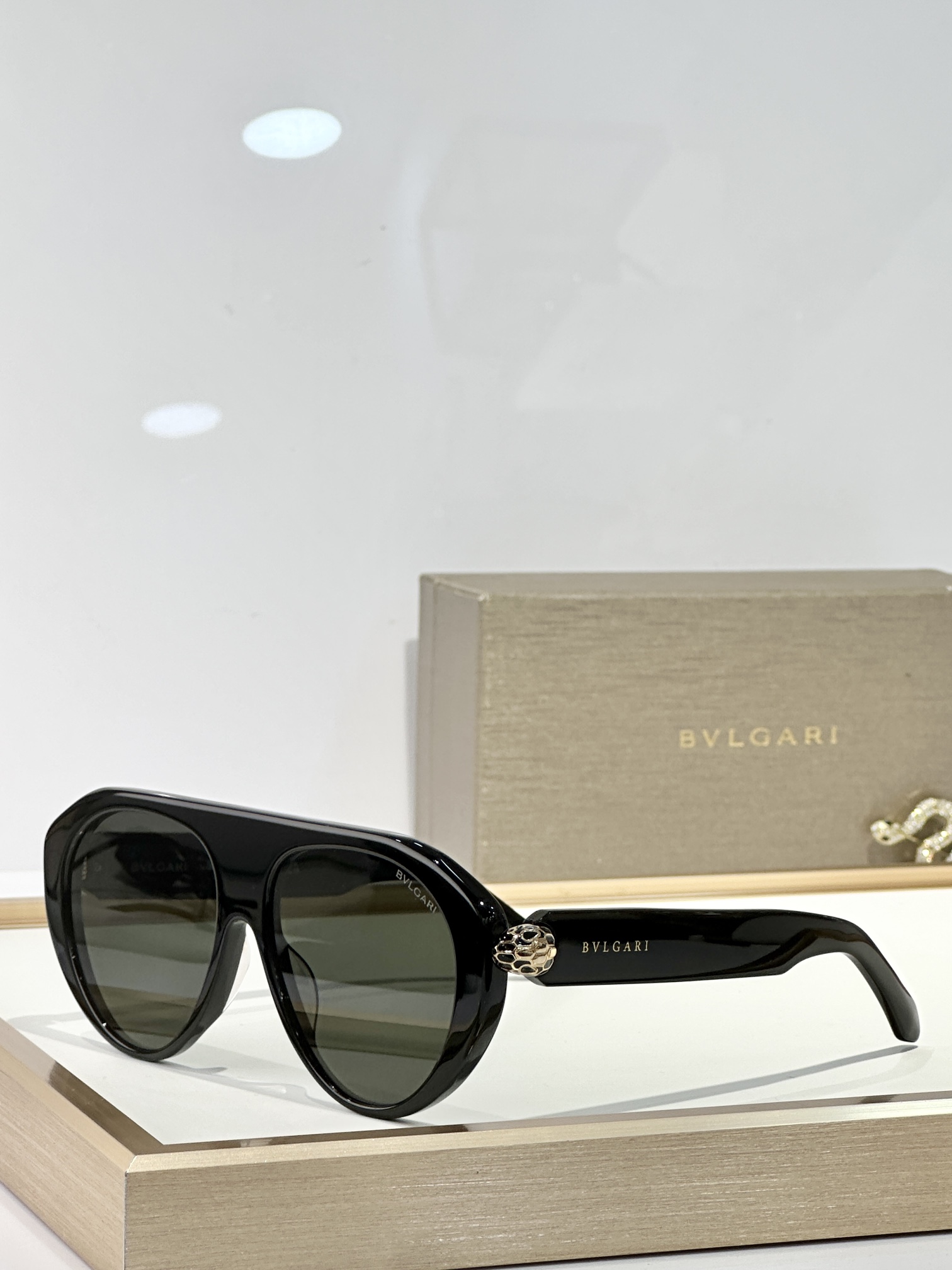  BVLGARI
MOD：BV40060I
Size：56口16 140
