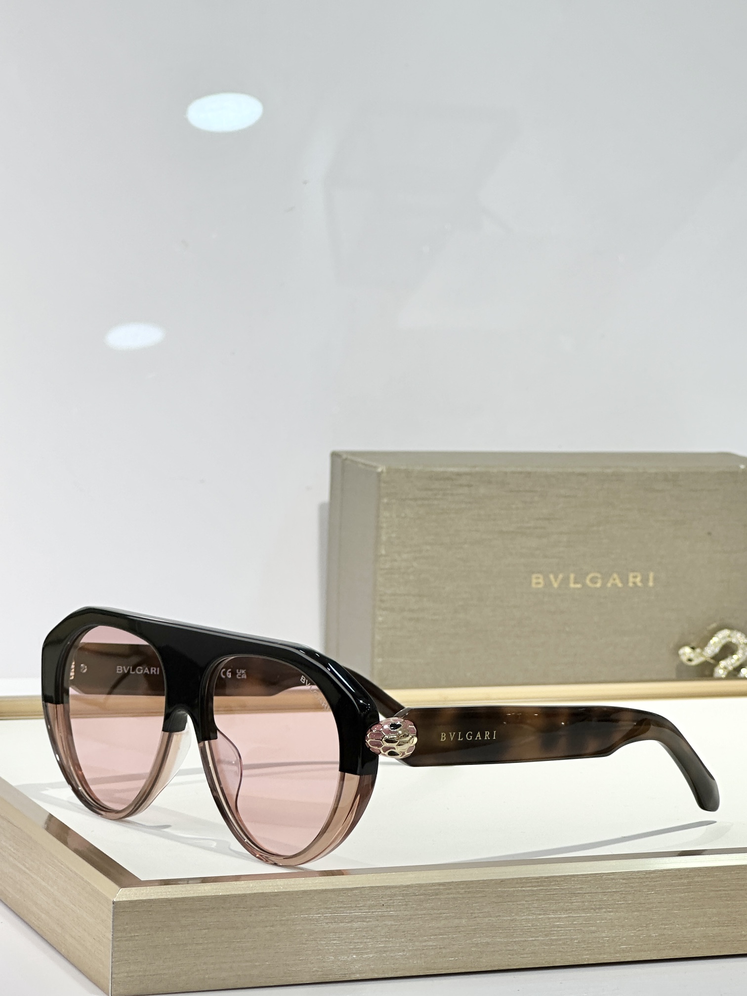  BVLGARI
MOD：BV40060I
Size：56口16 140
