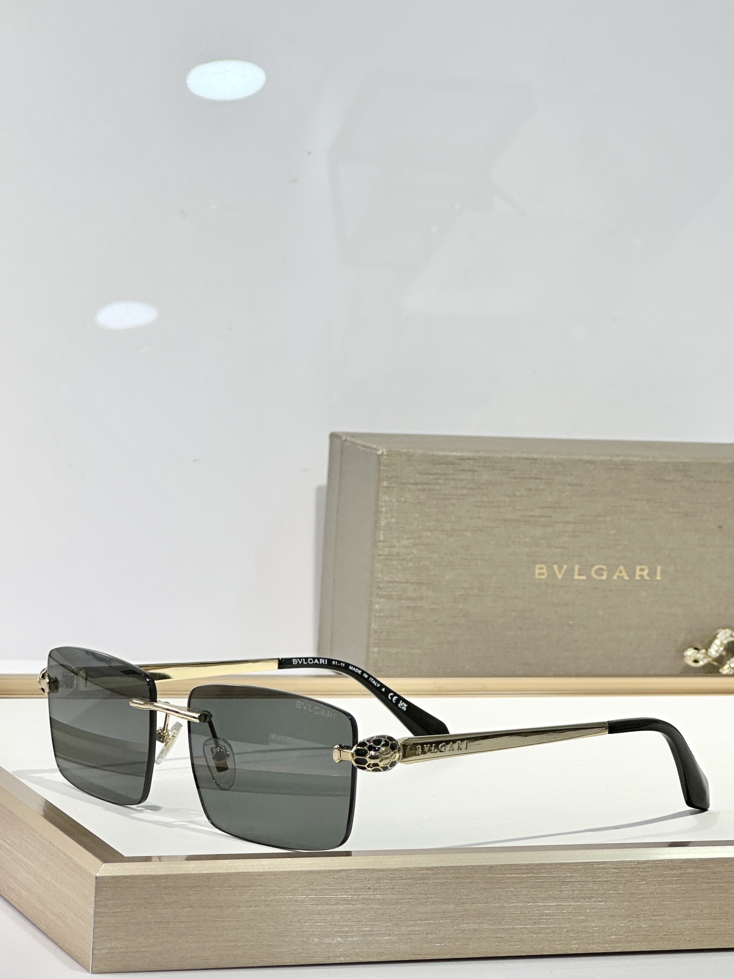  BVLGARI
MOD：BV40065I
Size：57口15 140
