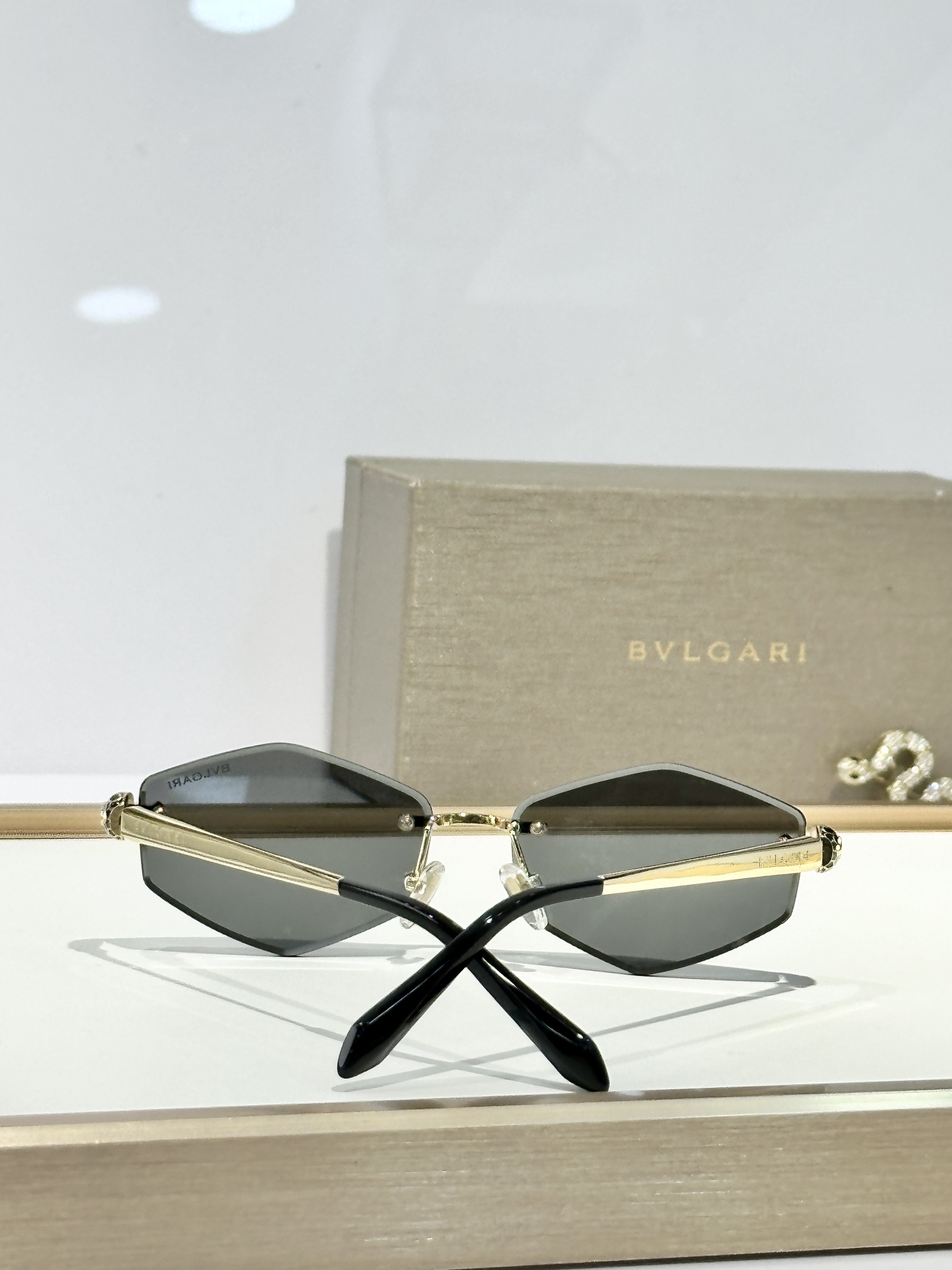  BVLGARI
MOD：BV40076I
Size：57口15 140
