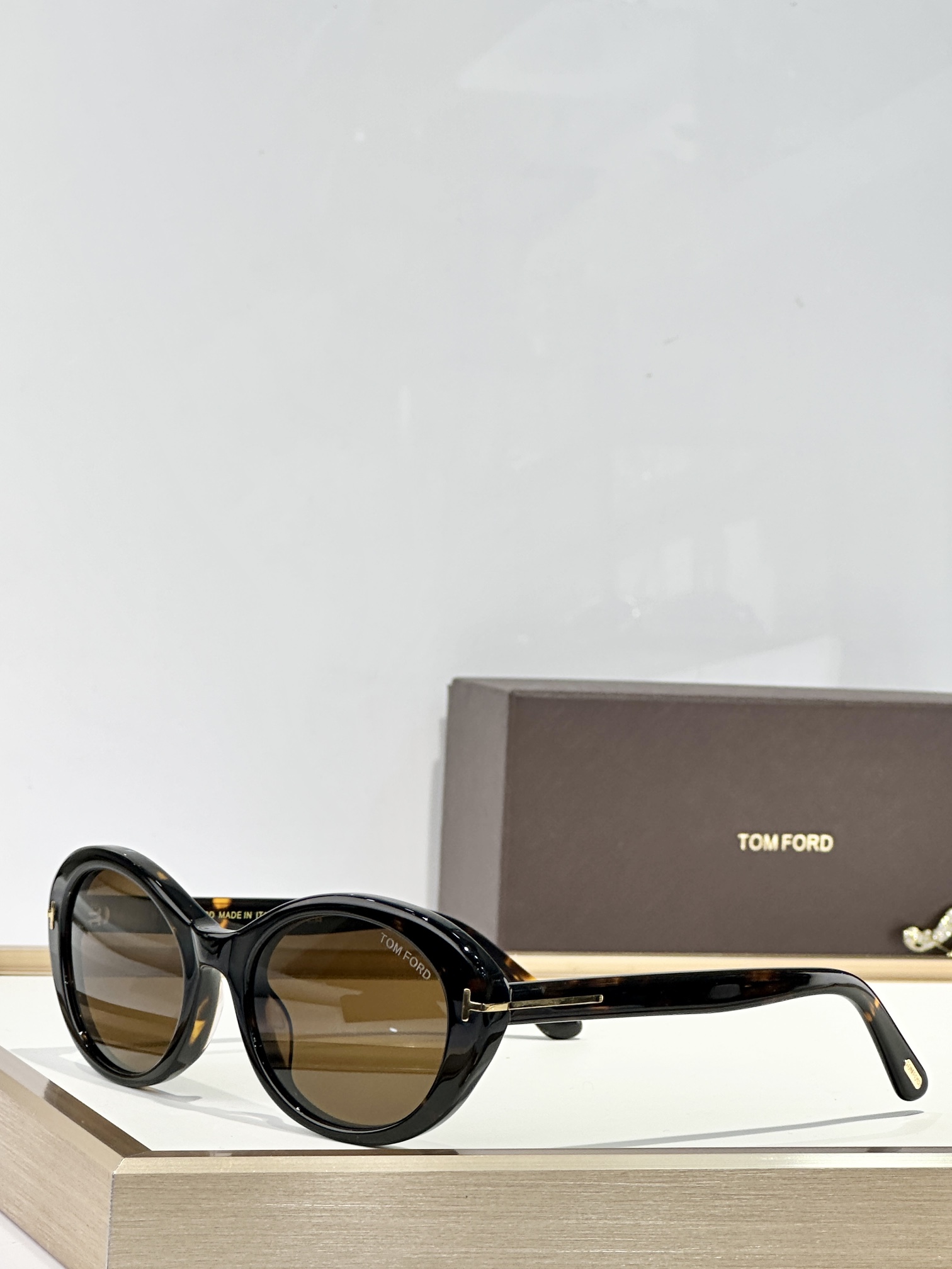  TOM FORD
MOD：FT1172
Size：54口21 140

