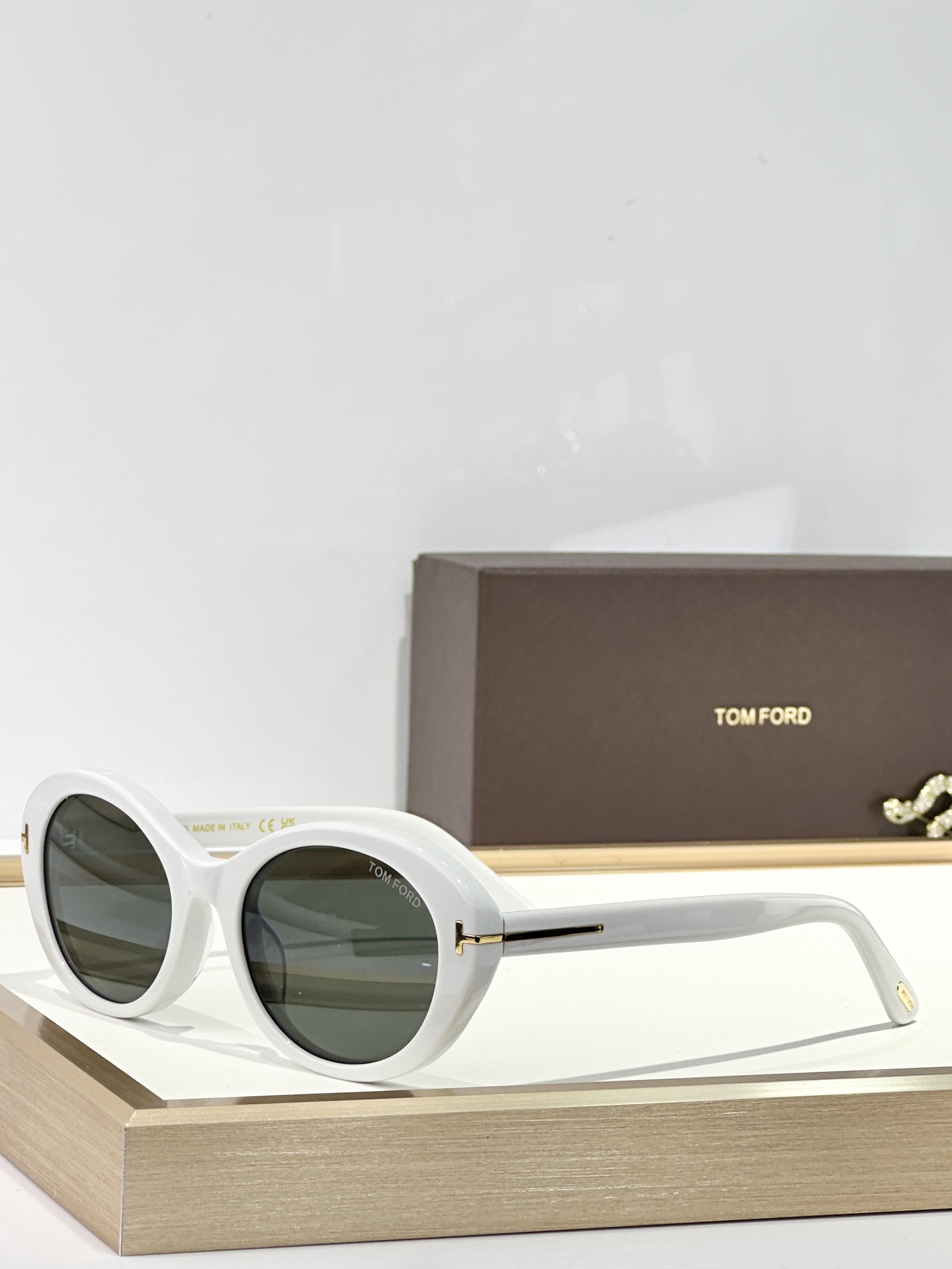  TOM FORD
MOD：FT1172
Size：54口21 140
