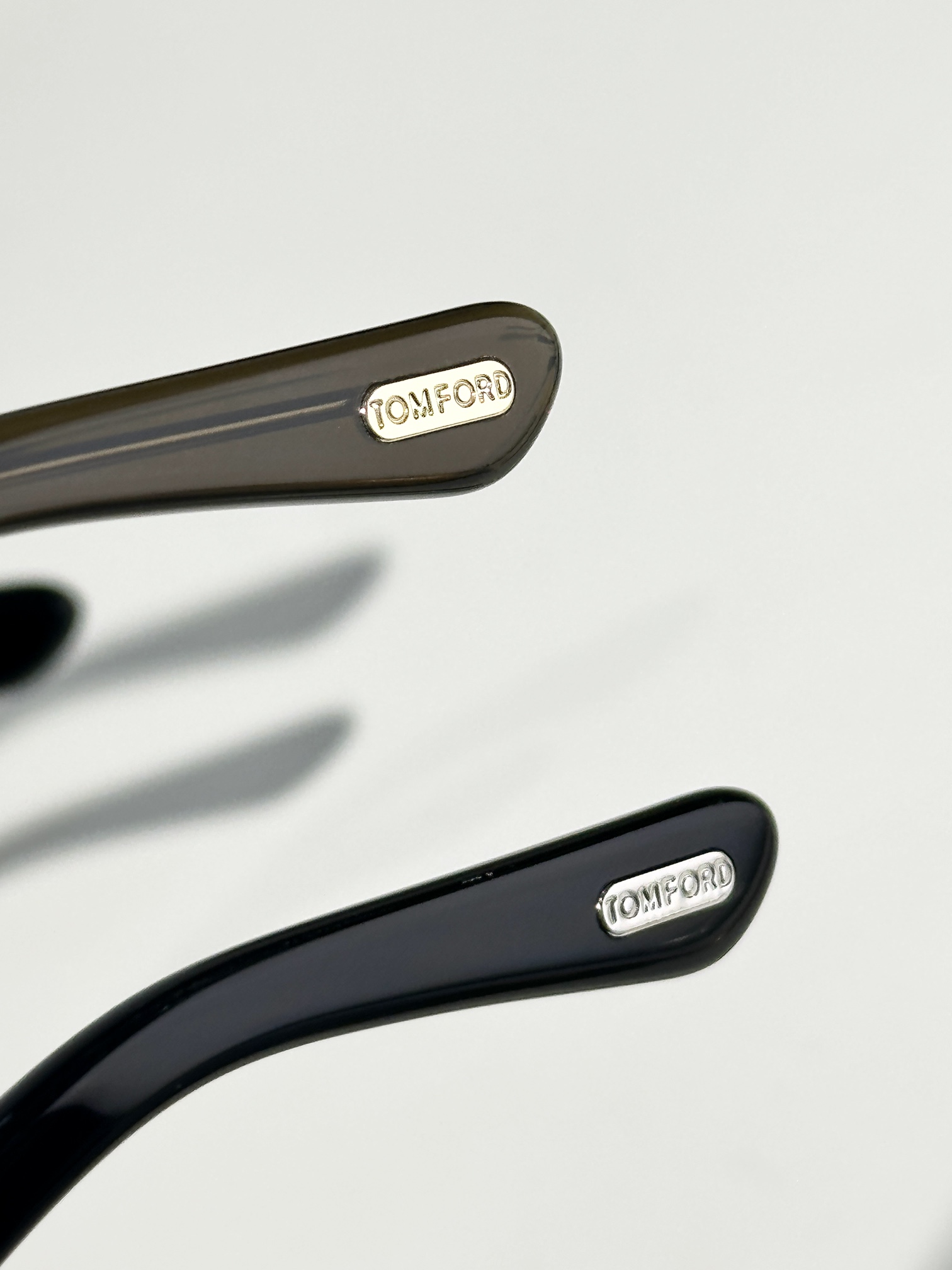  TOM FORD
MOD：FT1172
Size：54口21 140
