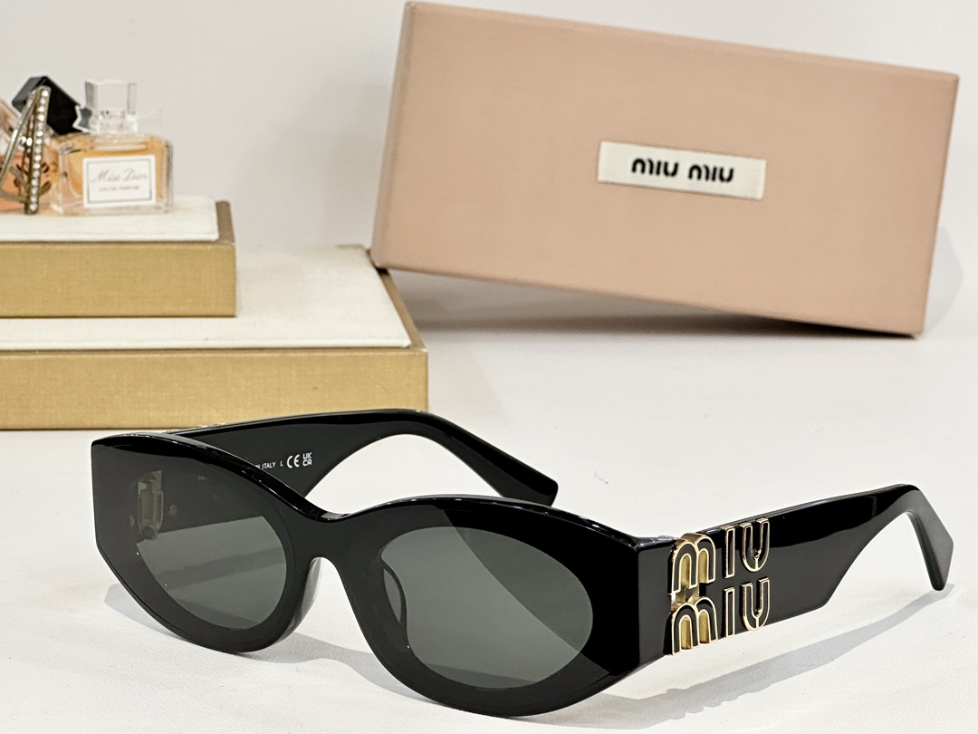  MIU MI*
MOD：SMU080Z
Size：54口21 135
