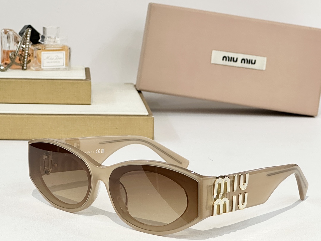  MIU MI*
MOD：SMU080Z
Size：54口21 135
