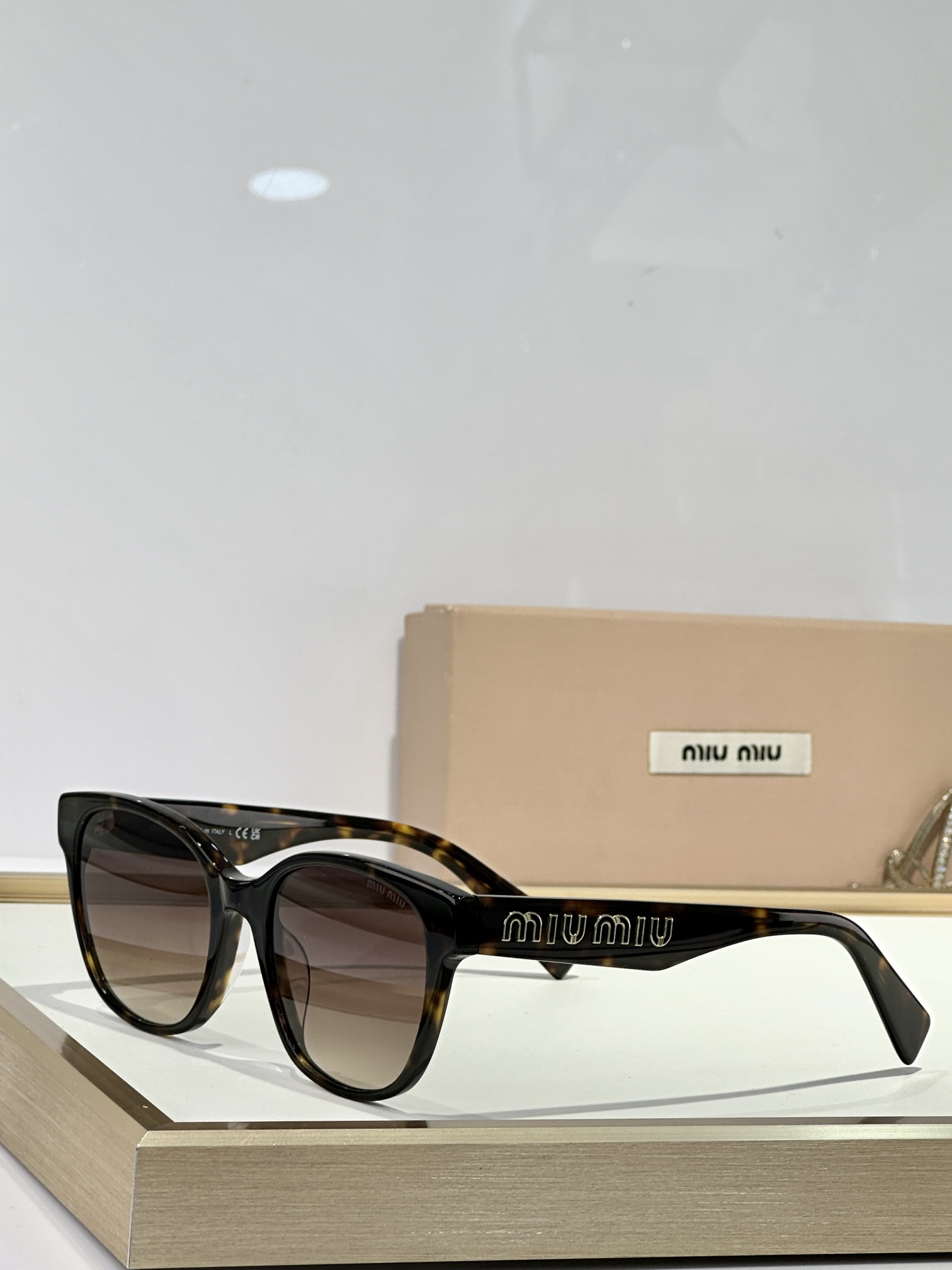  MIU MI*
MOD：SMU087Z
Size：53口20 135
