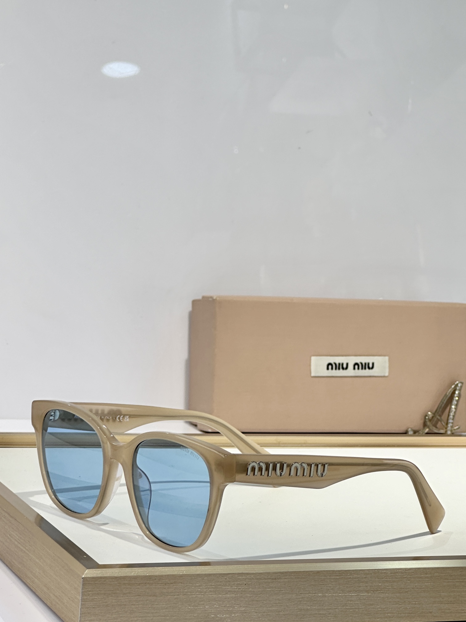  MIU MI*
MOD：SMU087Z
Size：53口20 135

