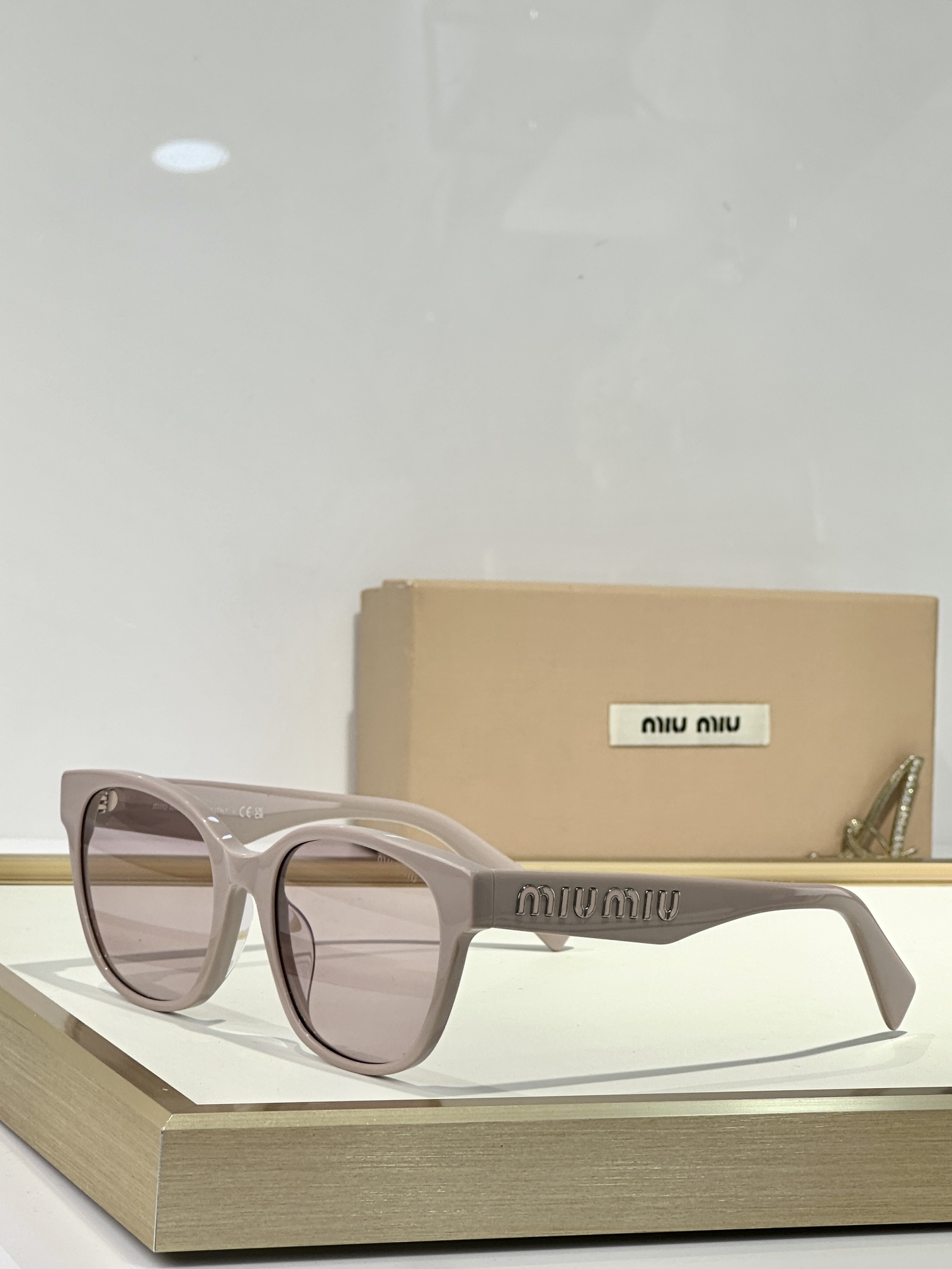  MIU MI*
MOD：SMU087Z
Size：53口20 135
