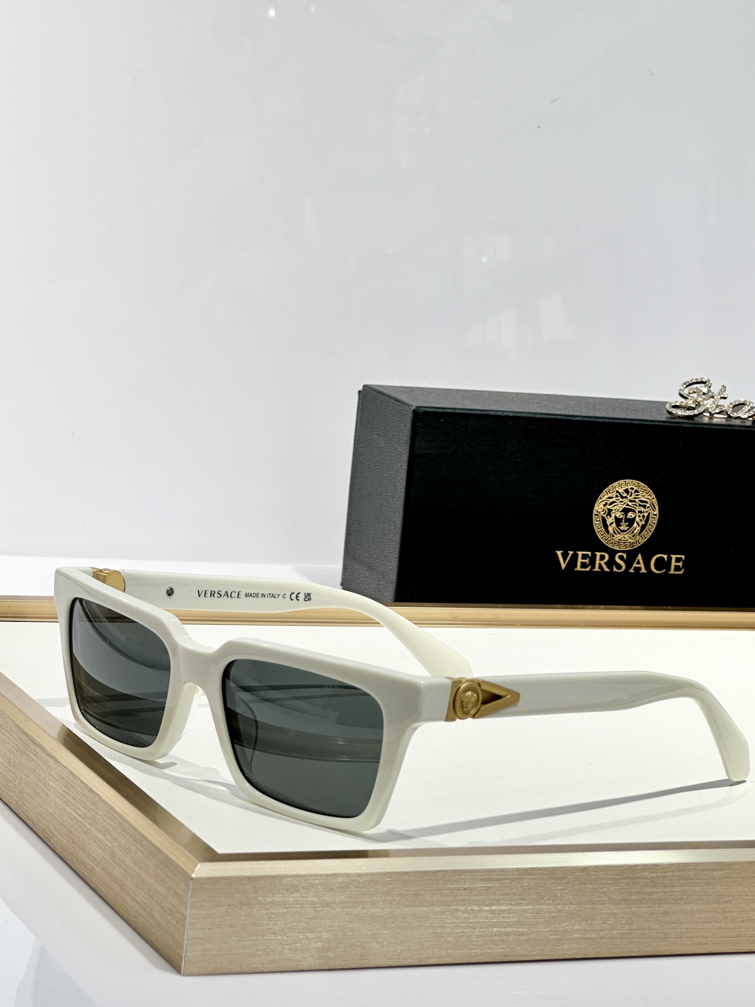  VERSACE
MOD：VE4490U
Size：54口19 140
