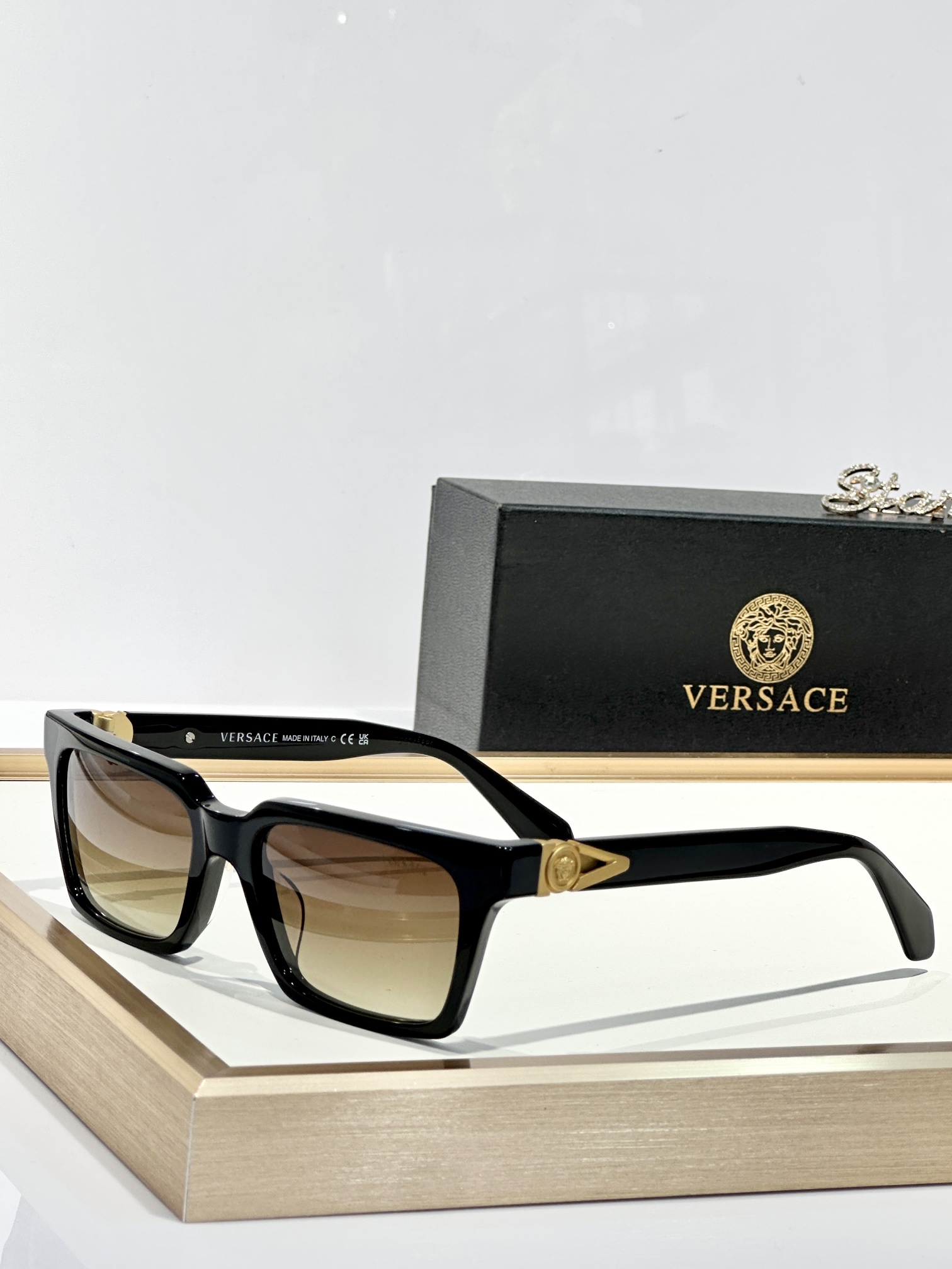  VERSACE
MOD：VE4490U
Size：54口19 140
