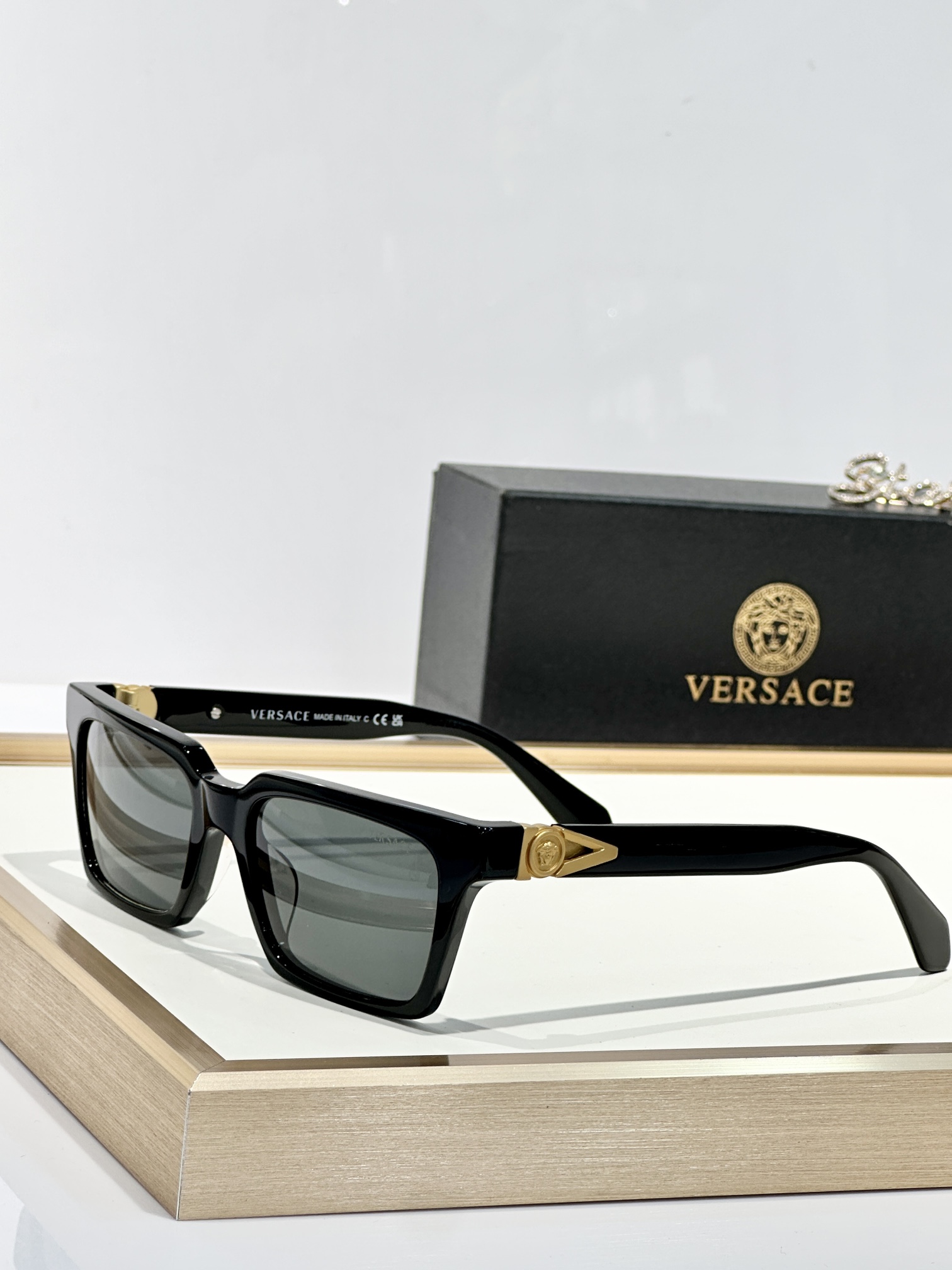  VERSACE
MOD：VE4490U
Size：54口19 140
