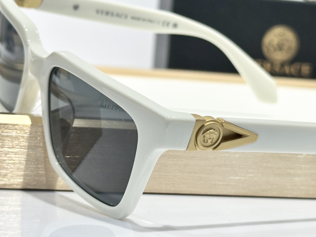  VERSACE
MOD：VE4490U
Size：54口19 140
