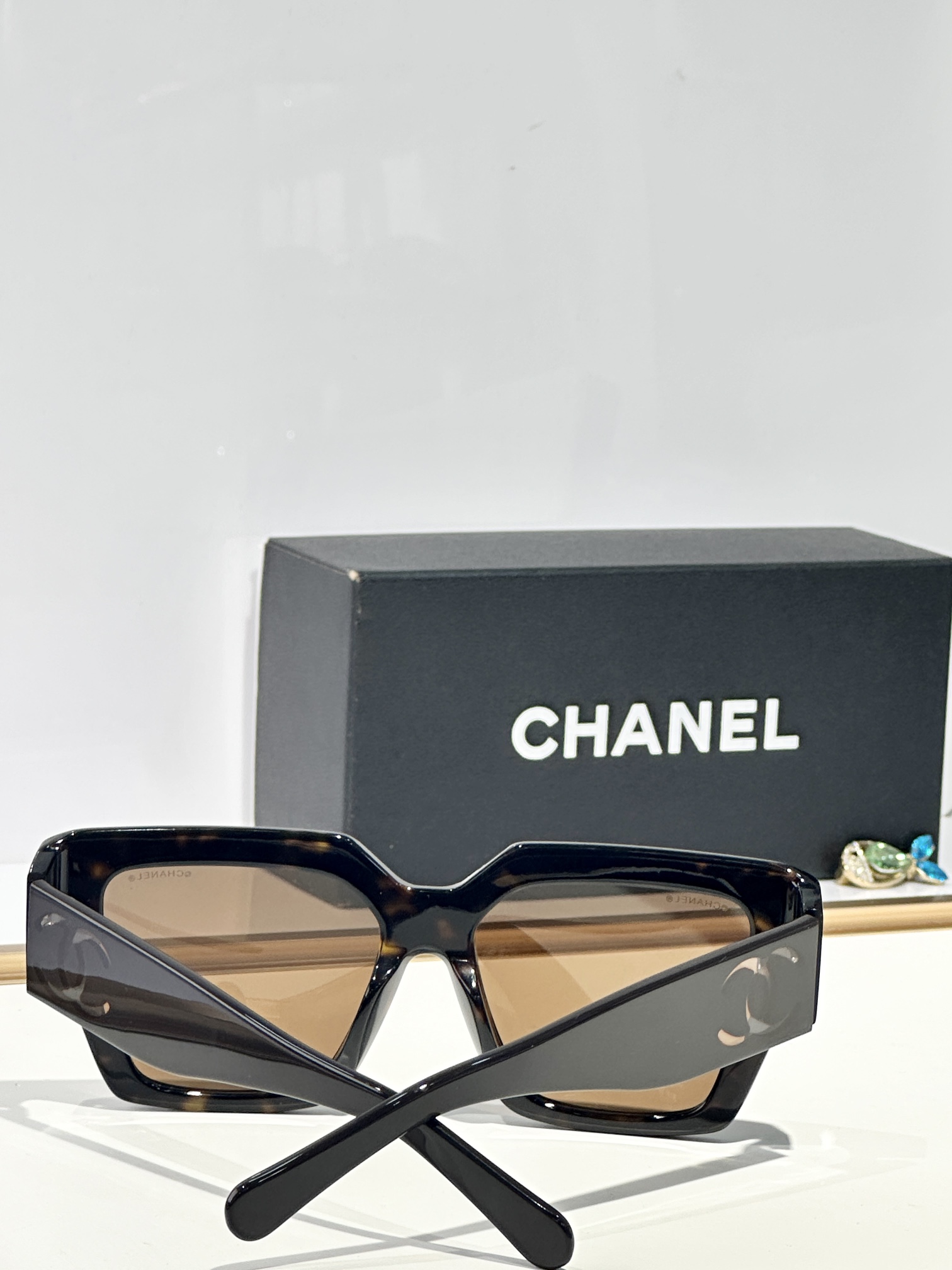  CHANEL
MPD：CH5548
Size：54口18-140
