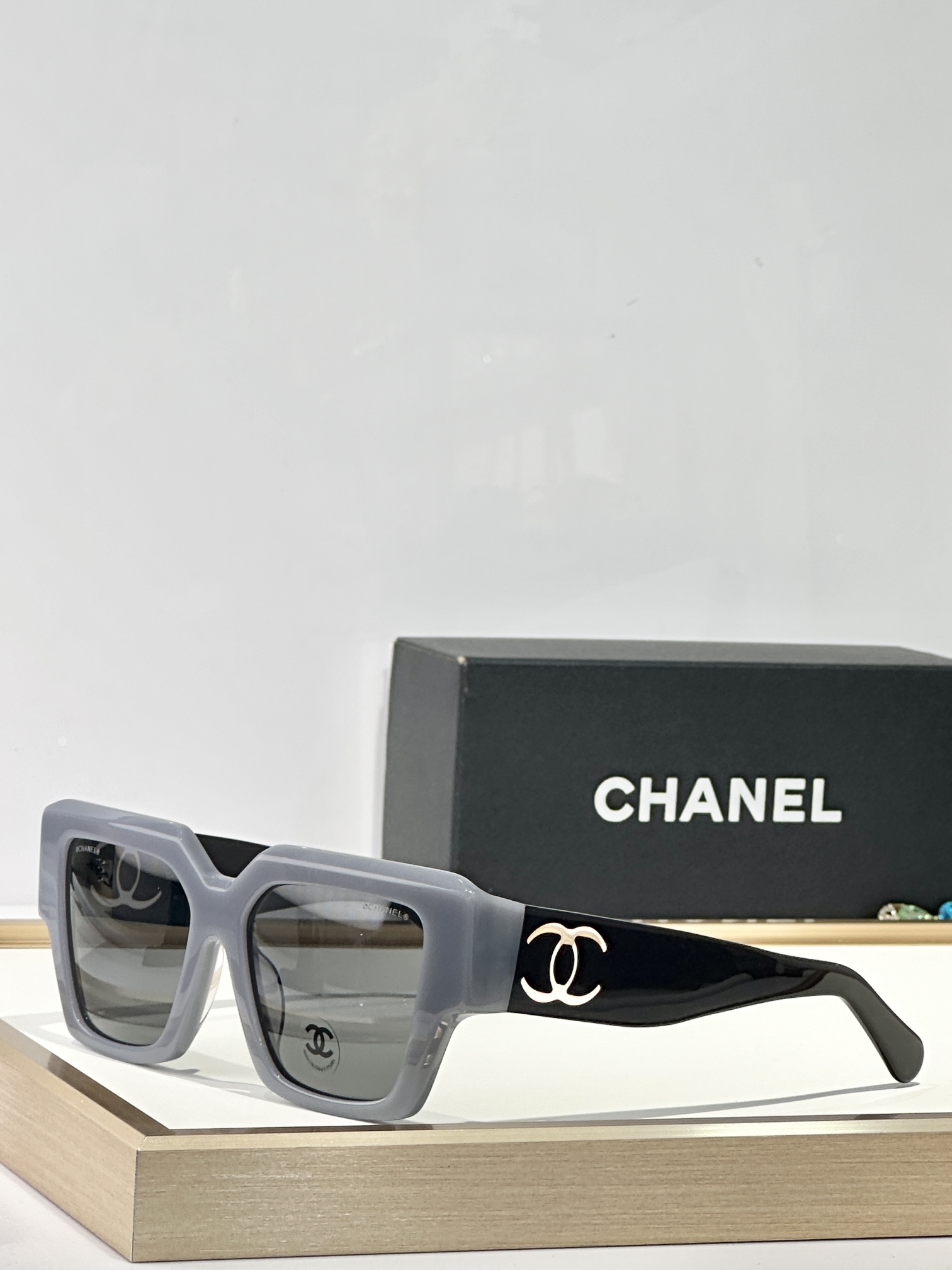  CHANEL
MPD：CH5548
Size：54口18-140
