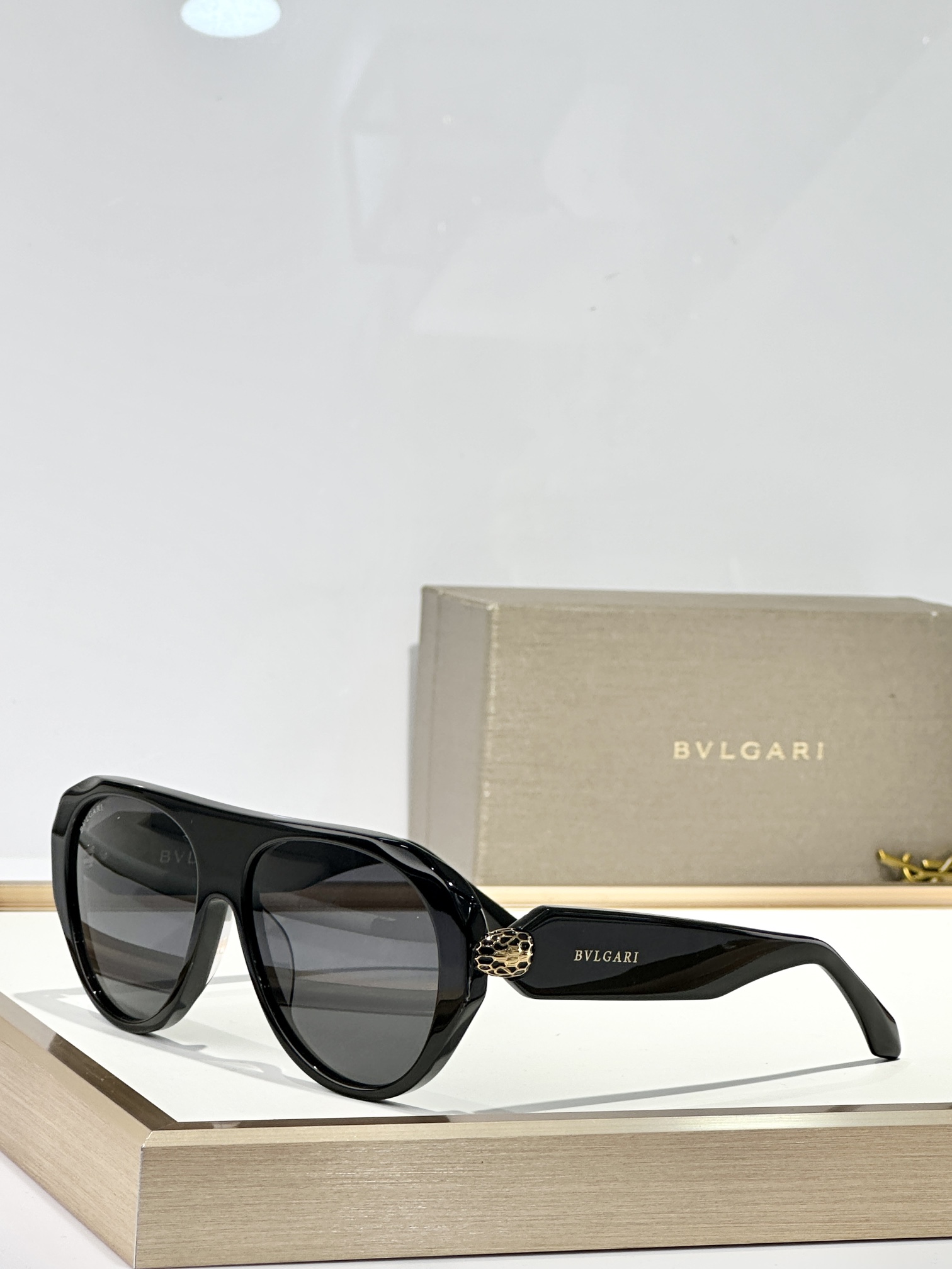  BVLGARI
MOD：BV40060I
Size：56口16 140
