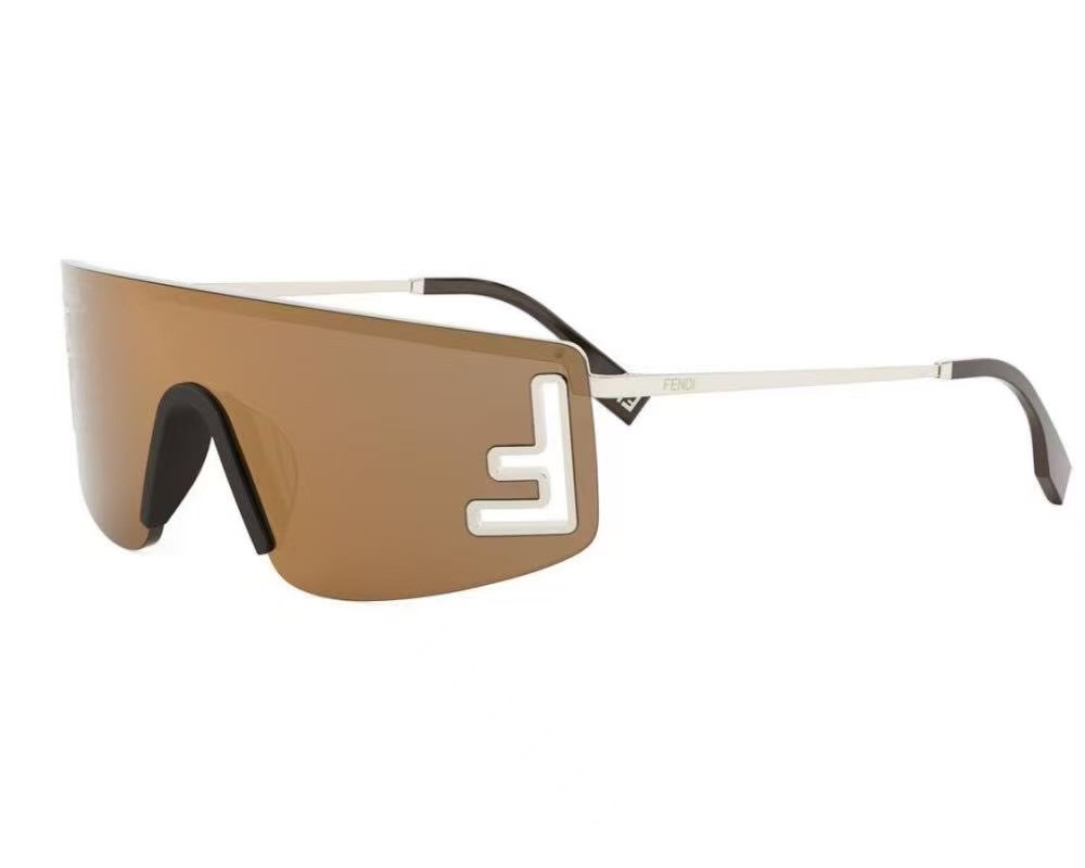  FENDI
MOD：FE40168U
Size：145口0 142
