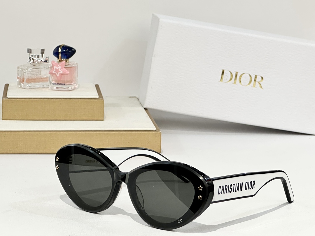  DIOR
MOD：DSGTA33UCR
Size：54口20 140
