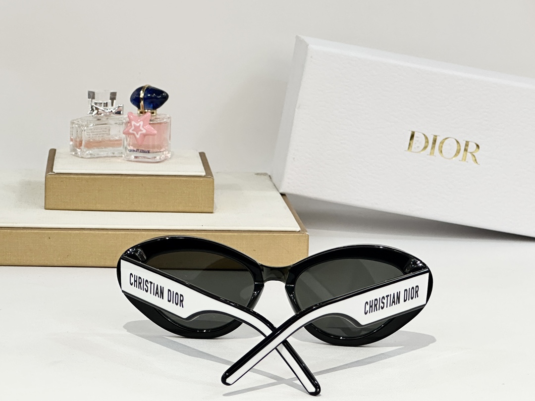  DIOR
MOD：DSGTA33UCR
Size：54口20 140
