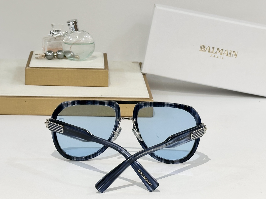 BALMAIN
MOD：AKONI
Size：56口21 140
