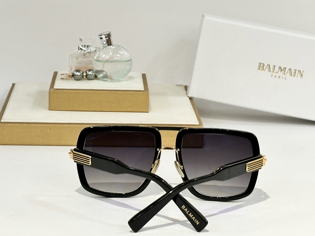  BALMAIN
MOD：AKONI
Size：58口20 140
