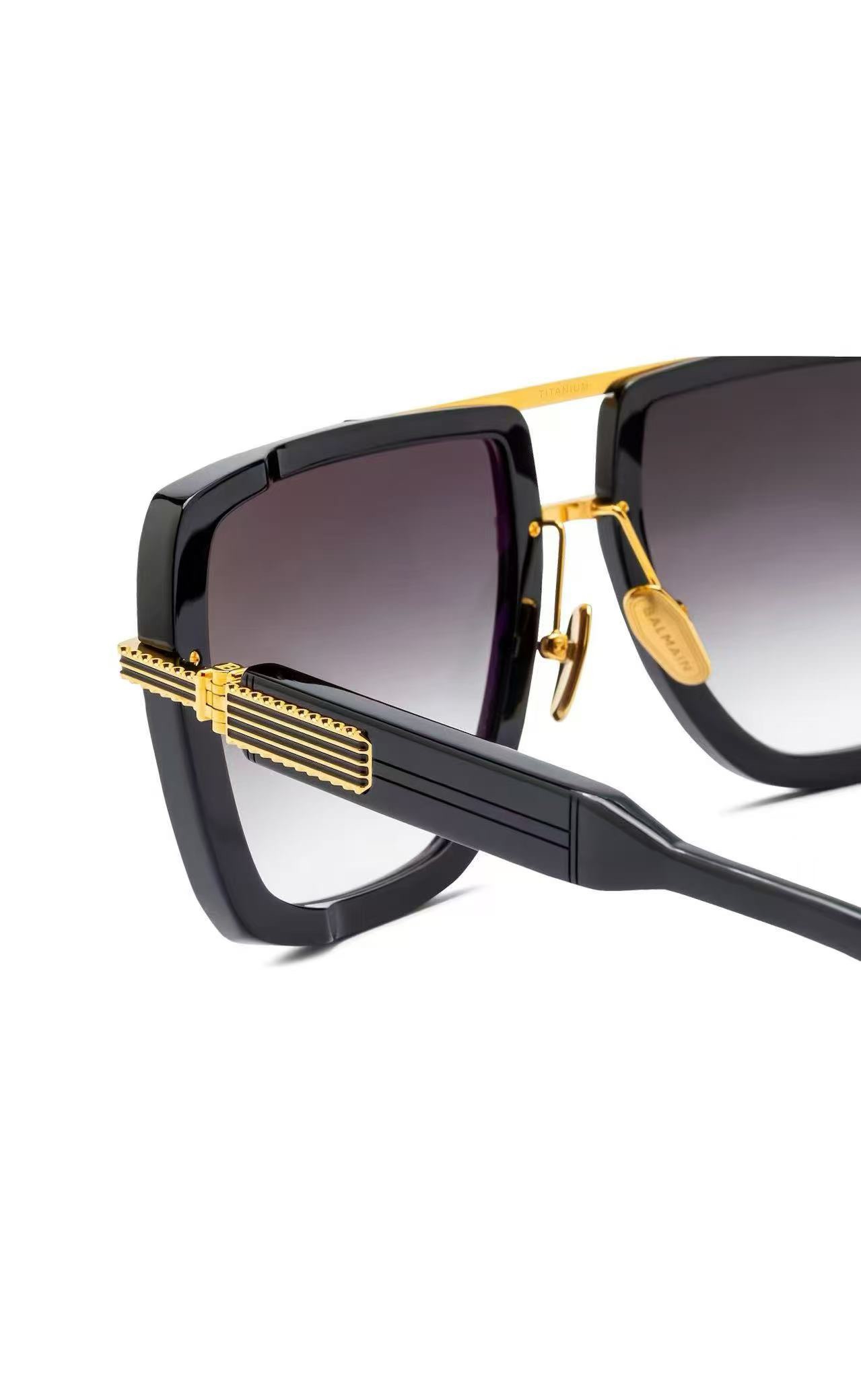  BALMAIN
MOD：AKONI
Size：58口20 140

