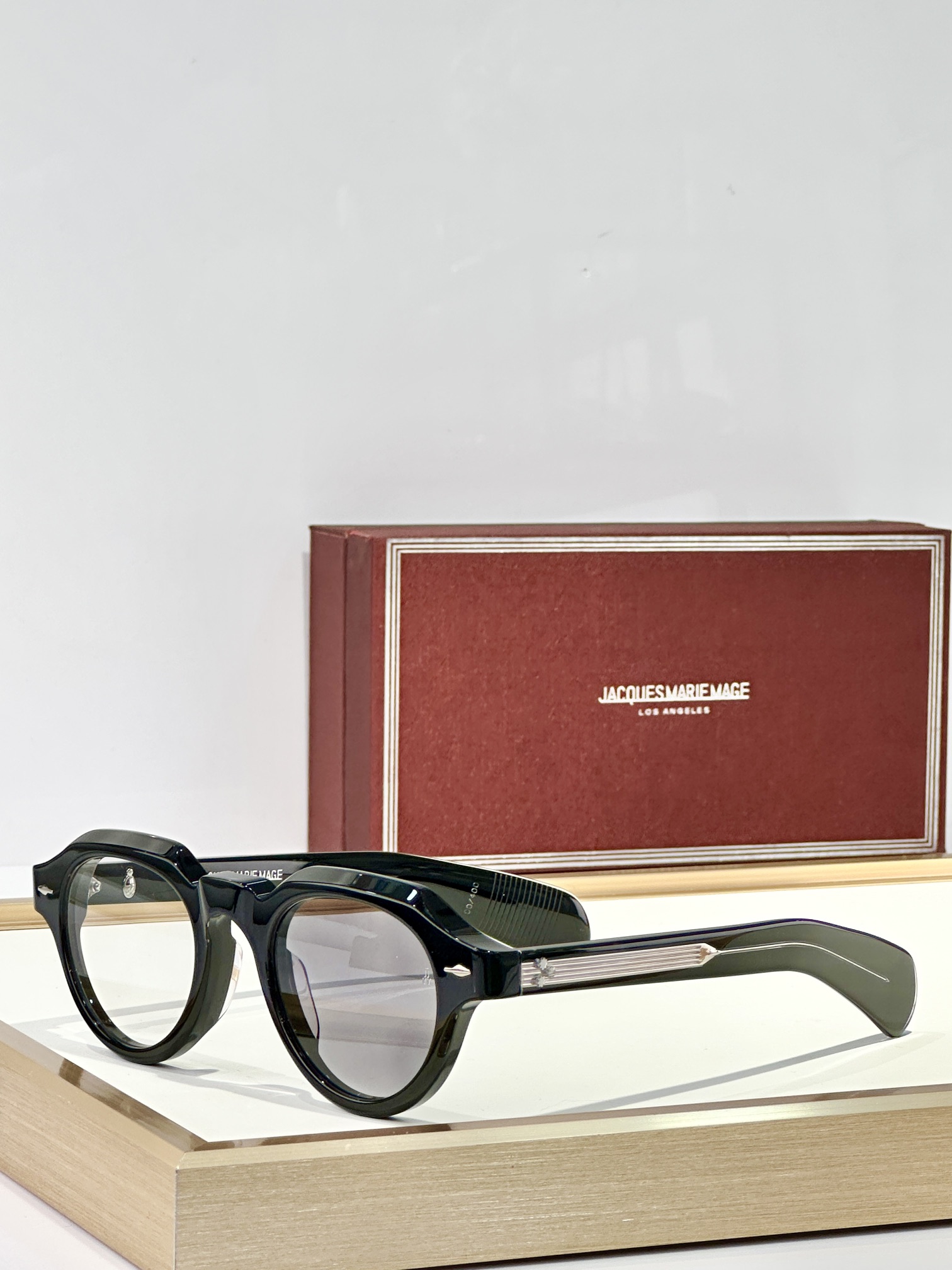 JACQUES MARIE MAG*
MODEL：KELLERMAN 
SIZE46口24-146 
变