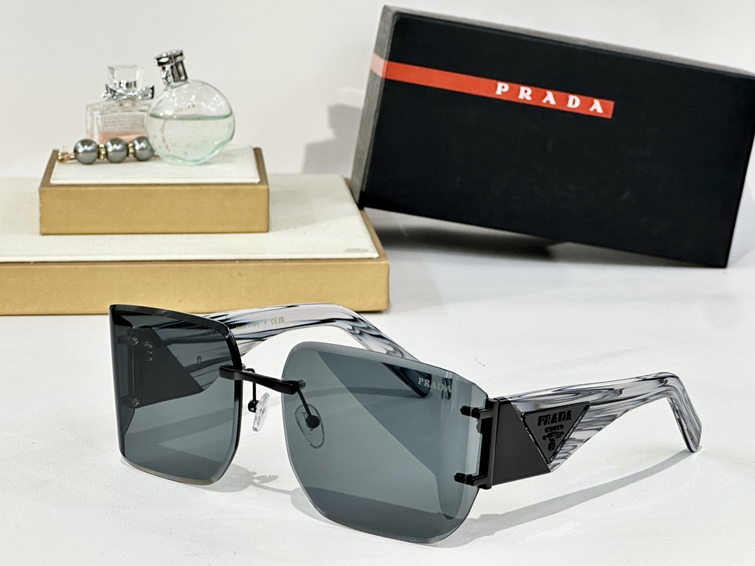  PRADA
MOD：PR191VS
Size：62口17 140
