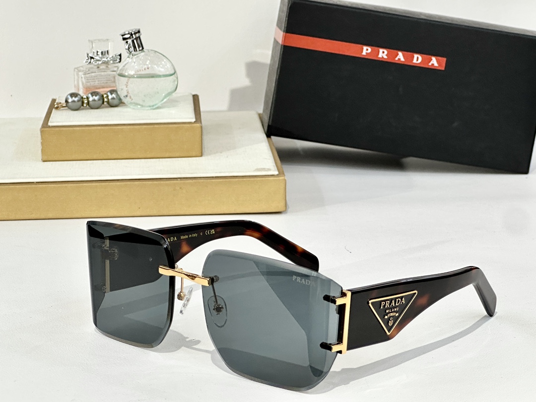  PRADA
MOD：PR191VS
Size：62口17 140
