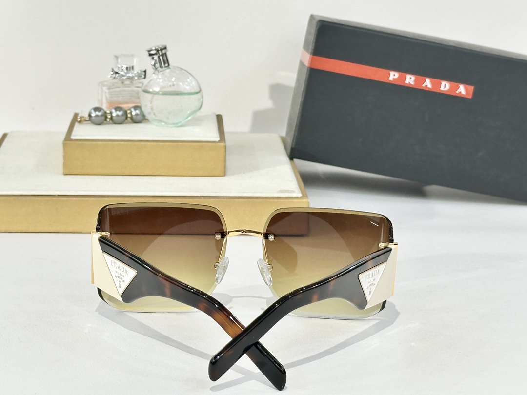  PRADA
MOD：PR191VS
Size：62口17 140
