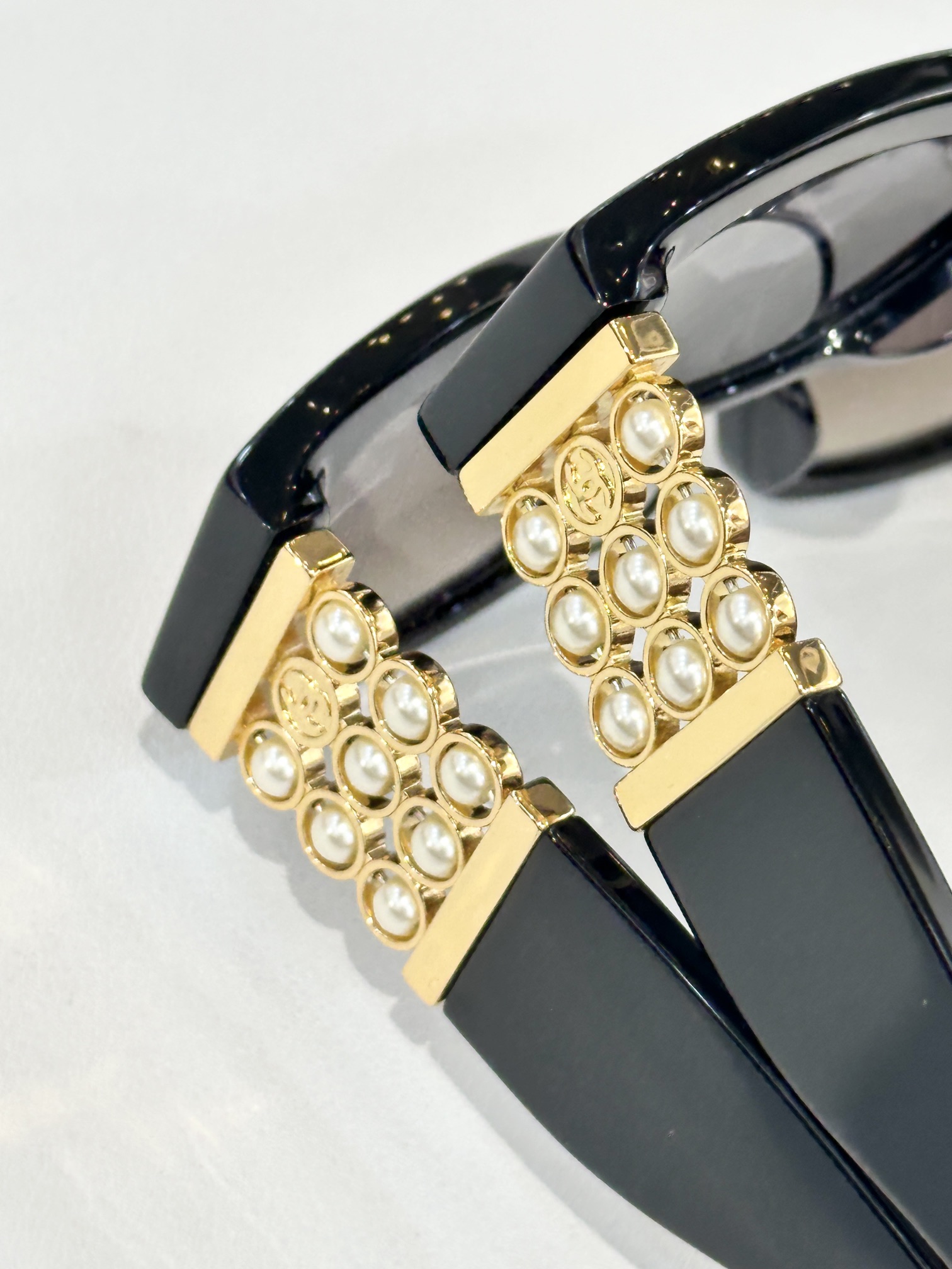  CHANE*
MODEL：5546
SIZE：53口17 140
