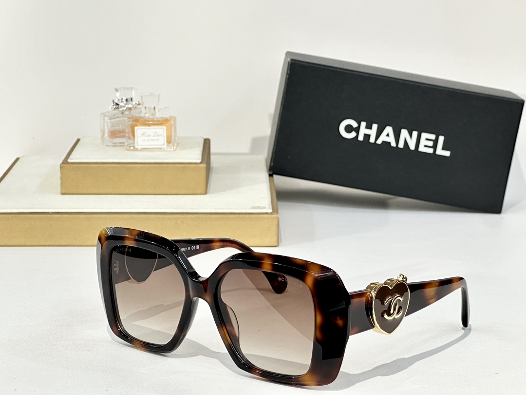  Chane*
Mod：5518
Size：54-17-140
