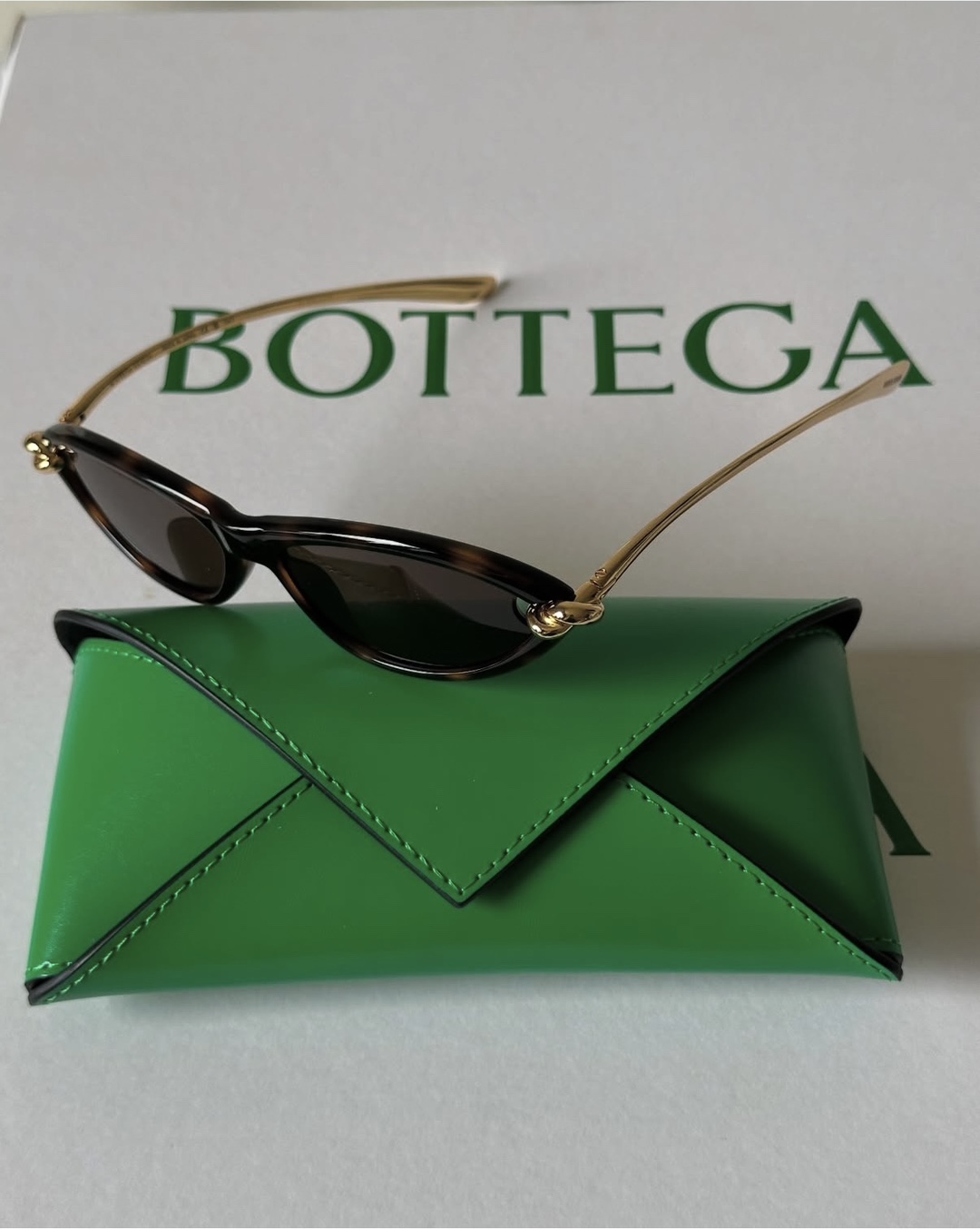  BOTTEGA VENETA
MOD：1390
Size：62口17-140
