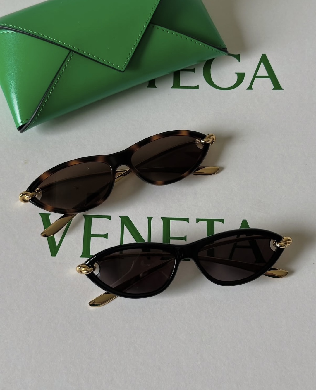  BOTTEGA VENETA
MOD：1390
Size：62口17-140
