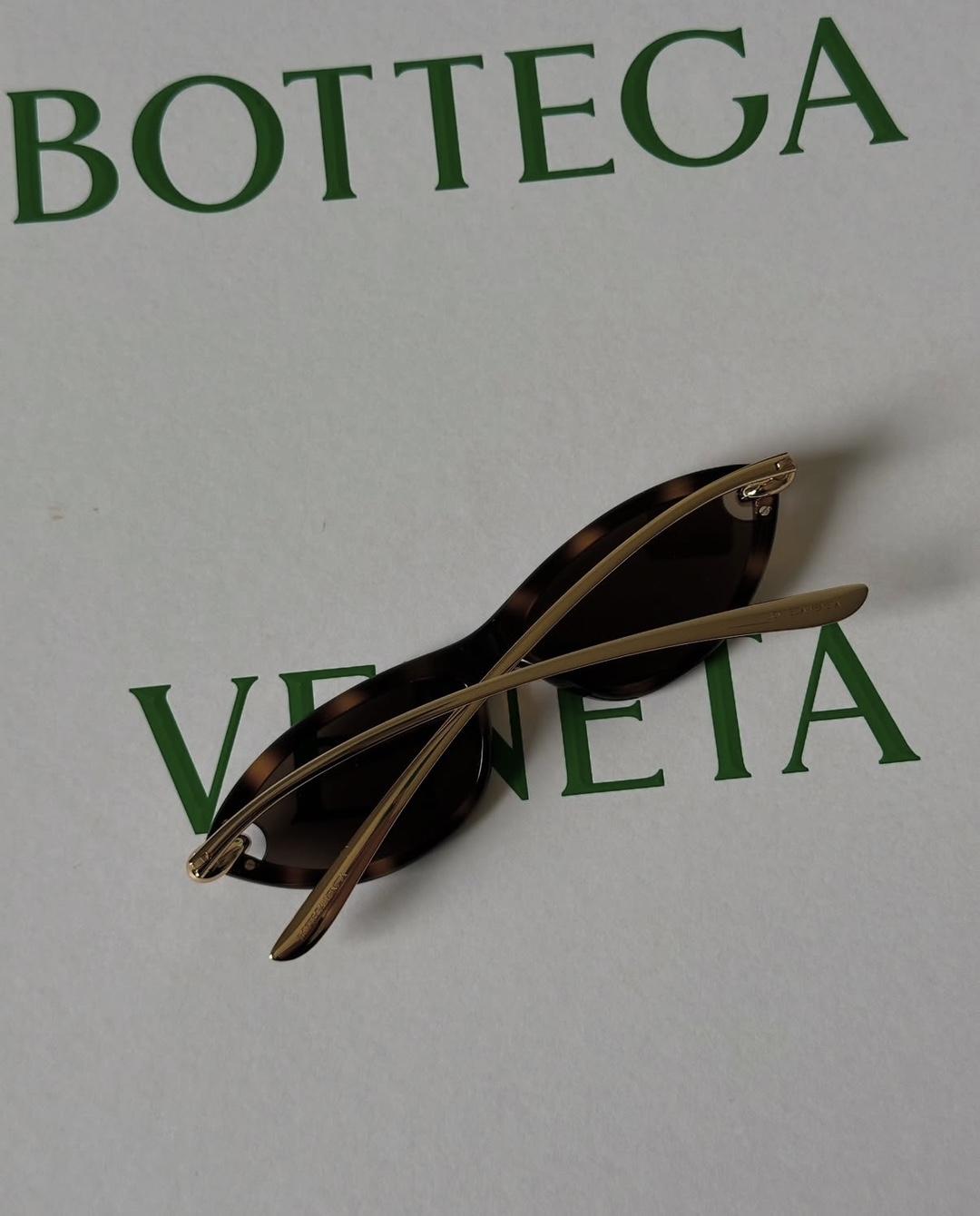  BOTTEGA VENETA
MOD：1390
Size：62口17-140
