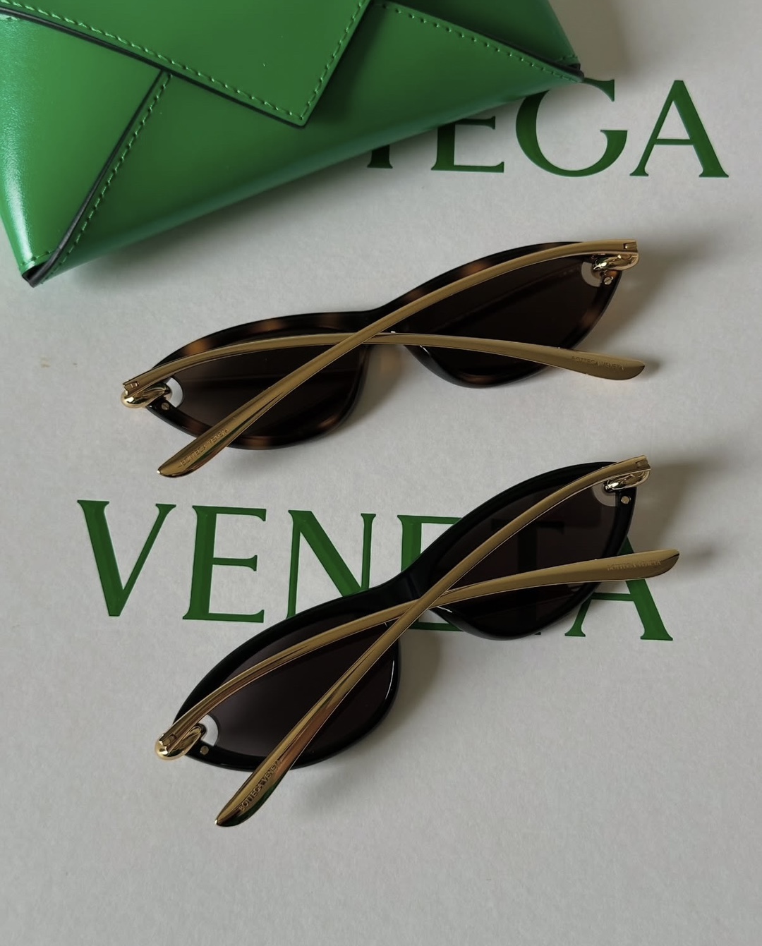 BOTTEGA VENETA
MOD：1390
Size：62口17-140
