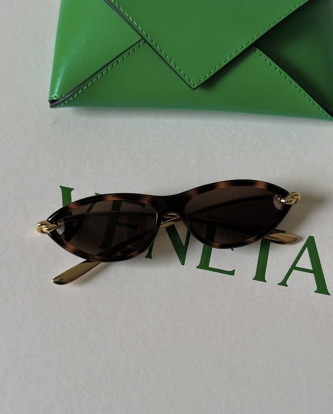  BOTTEGA VENETA
MOD：1390
Size：62口17-140
