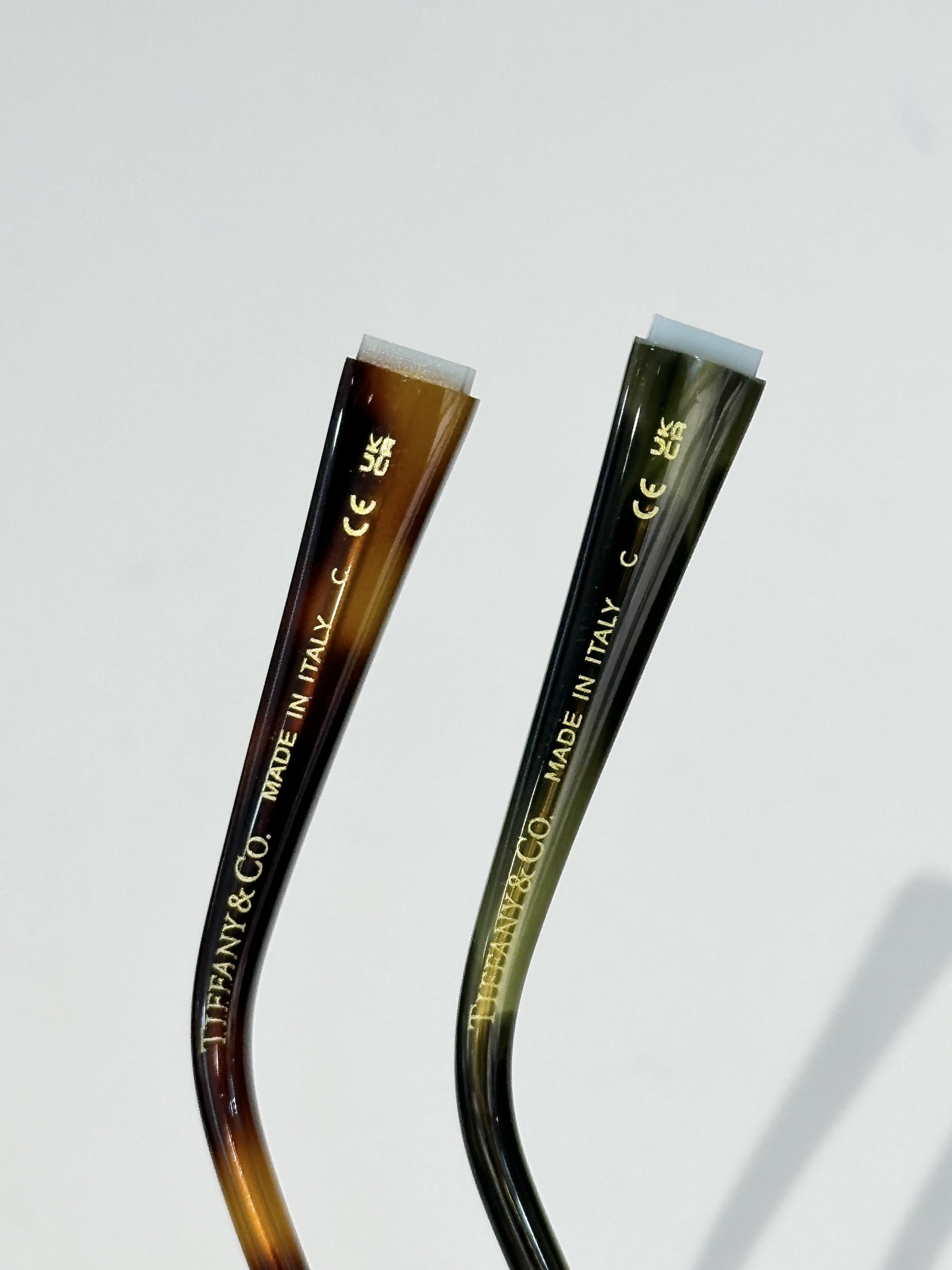  TIFFANY&Co.
MODEL：TF4210
SIZE：55口18-140

