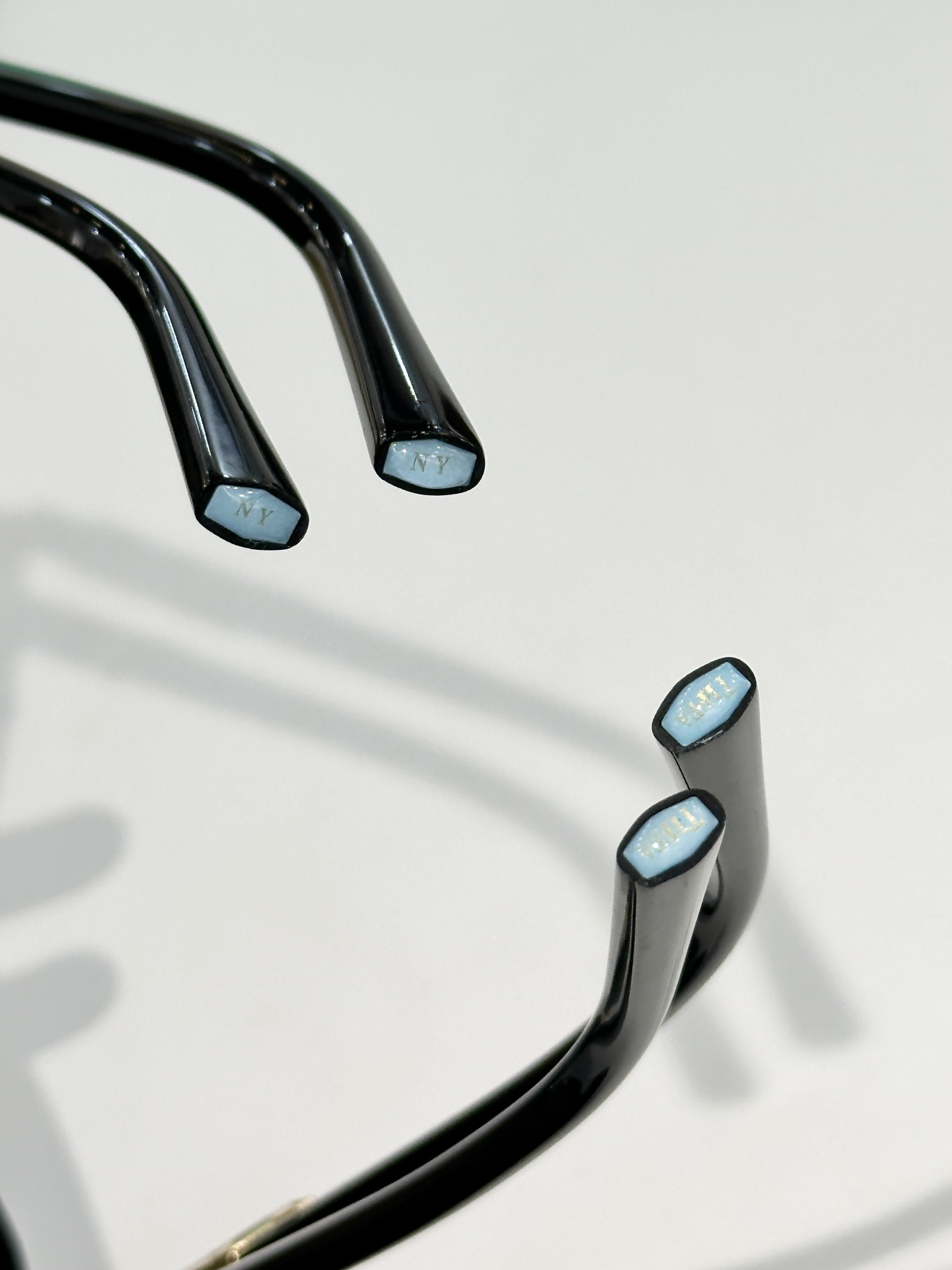  TIFFANY & CO
MODELTF2241B
SIZE56口16-143
