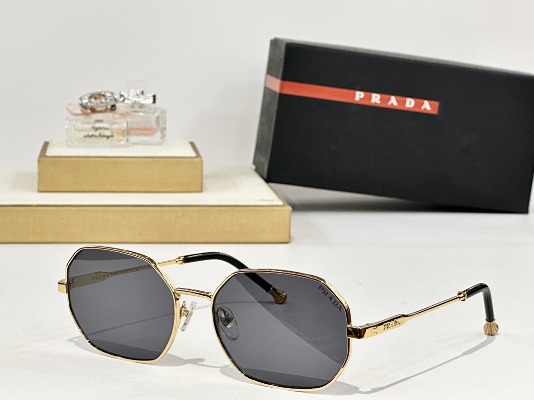  PRADA
MOD：OPR35F
Size：59口18 145
