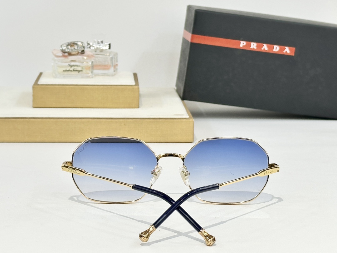  PRADA
MOD：OPR35F
Size：59口18 145
