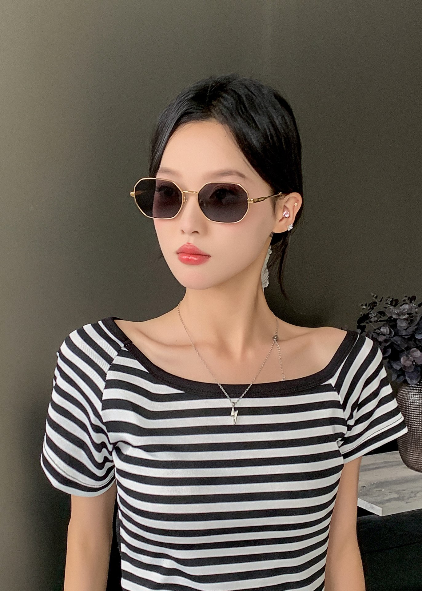  PRADA
MOD：OPR35F
Size：59口18 145
