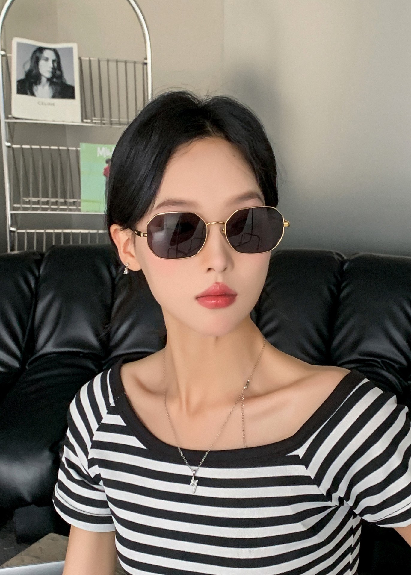  PRADA
MOD：OPR35F
Size：59口18 145
