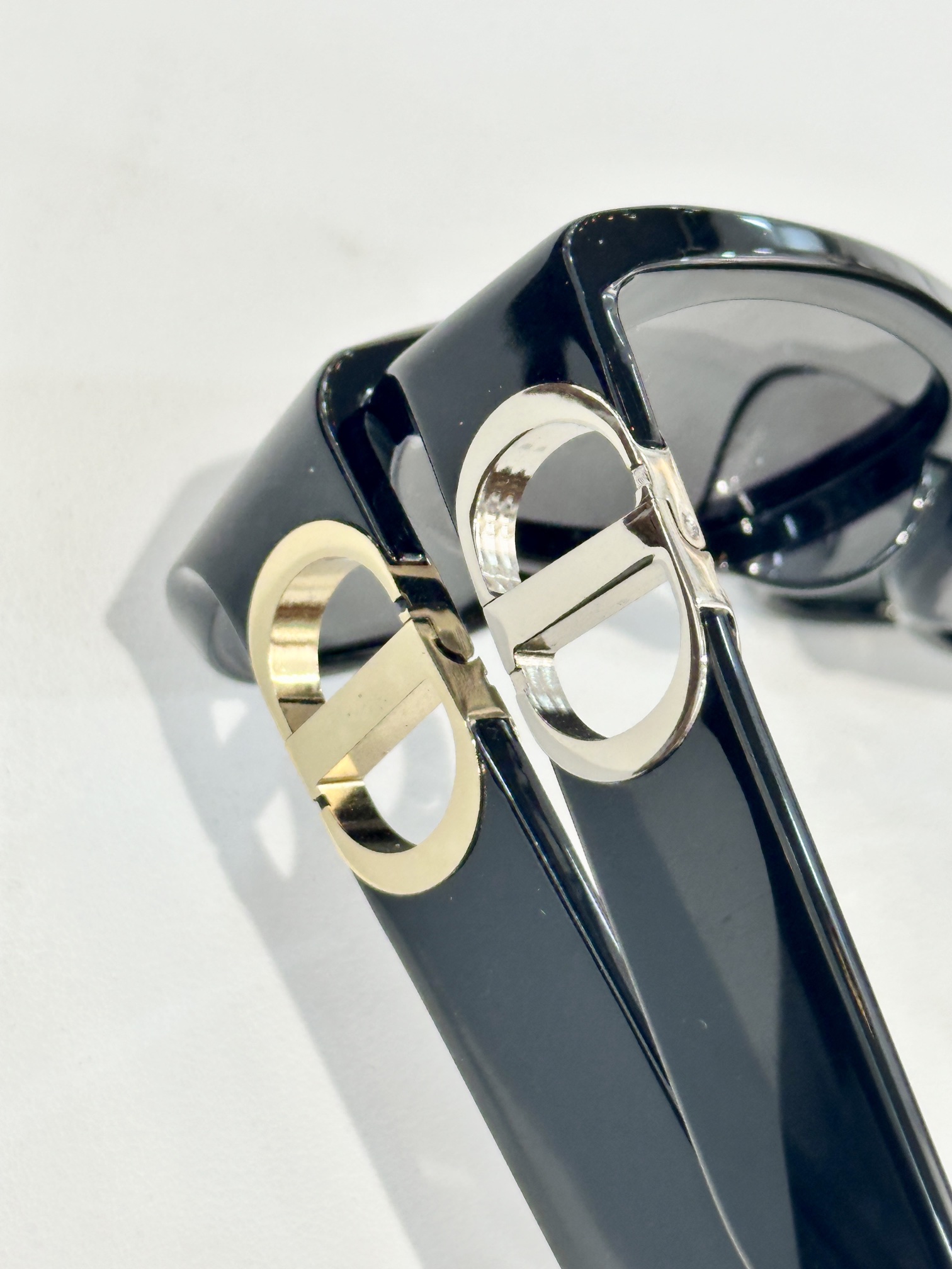  Dio*
Mod30MONTAIGNE S9U
SIZE：53口17-130
